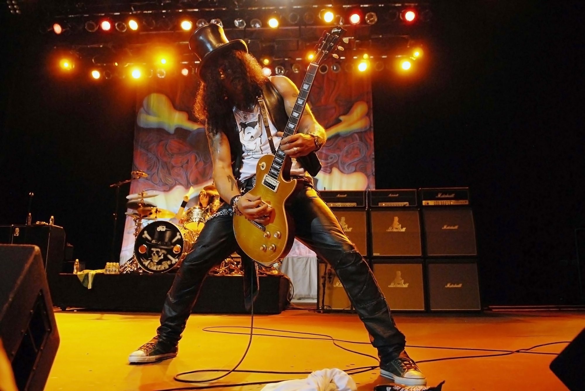 Slash, Guns N' Roses: Seine Gitarren, seine Pedale, seine Musik 2000x1340