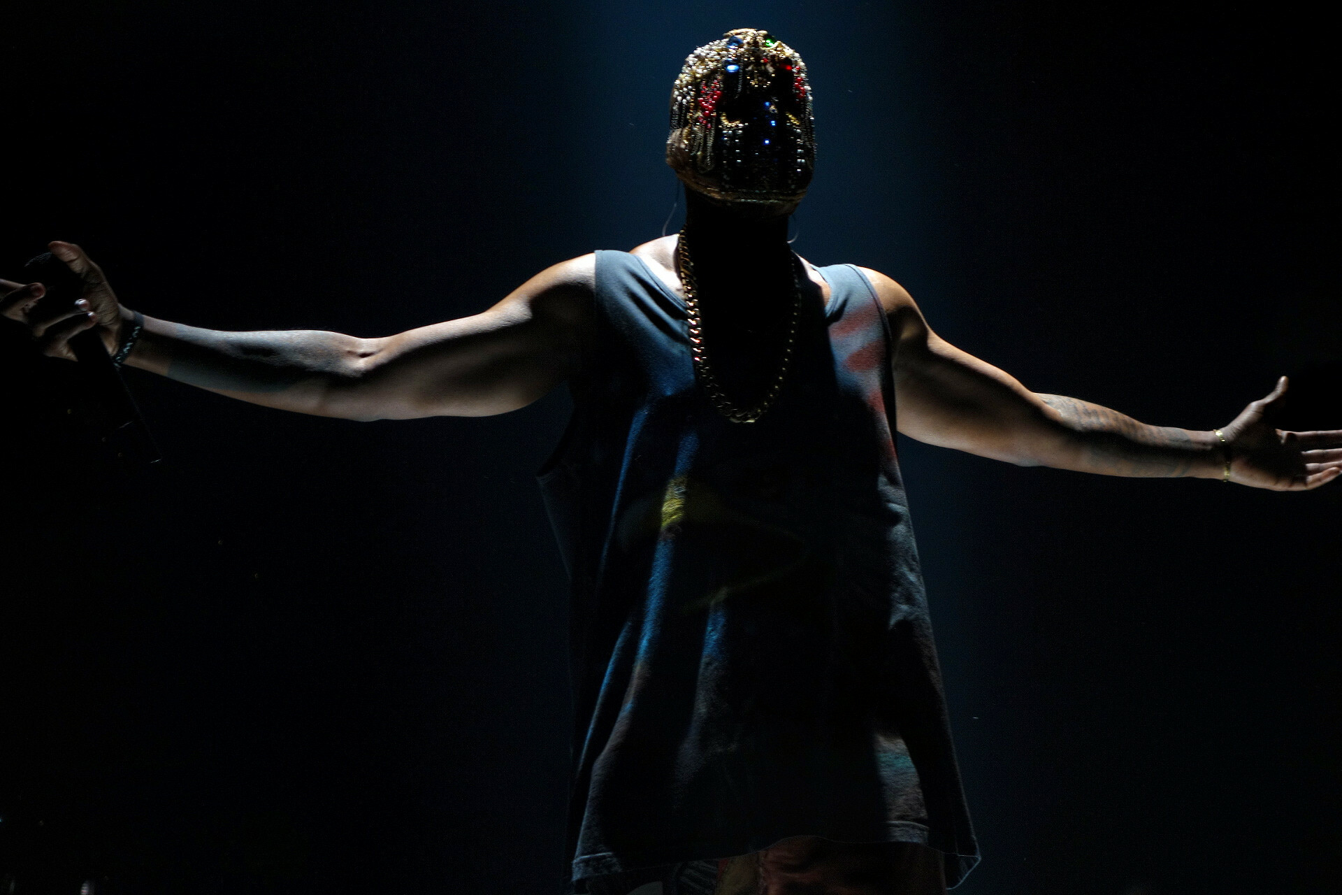 Kanye West: Rap artist, Inspiring a generation of artists making introspective, melodic rap music. 1920x1280 HD Background.