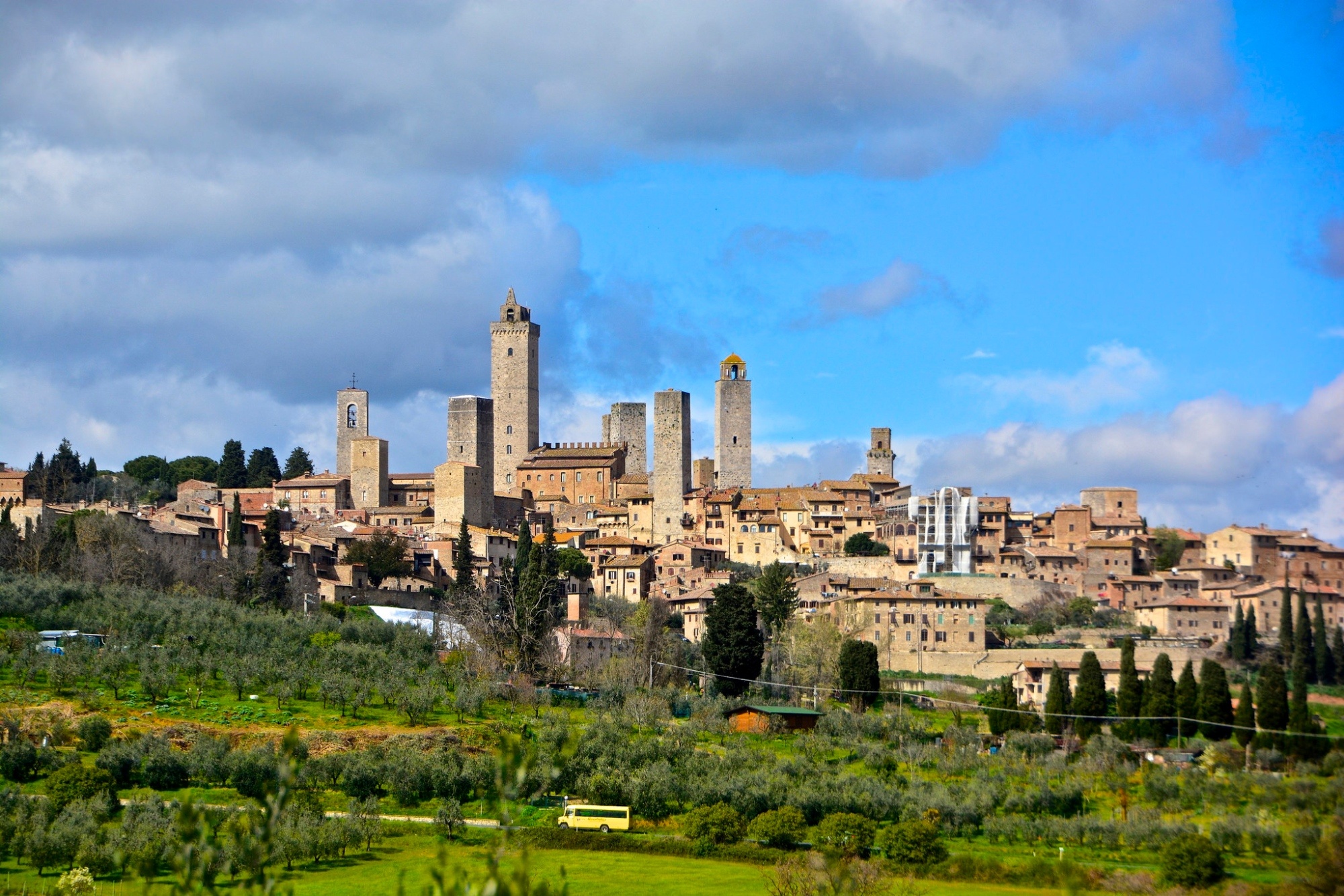 San Gimignano attractions, Must-visit places, Tuscan treasures, Cultural heritage, 2000x1340 HD Desktop