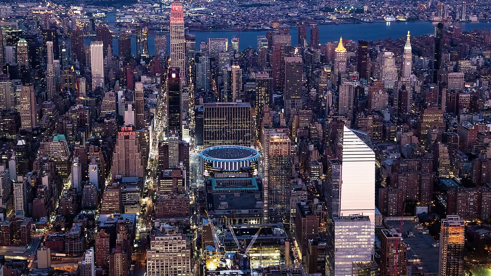Madison Square Garden, Empire State Building, New York City, Spotlight images, 1920x1080 Full HD Desktop