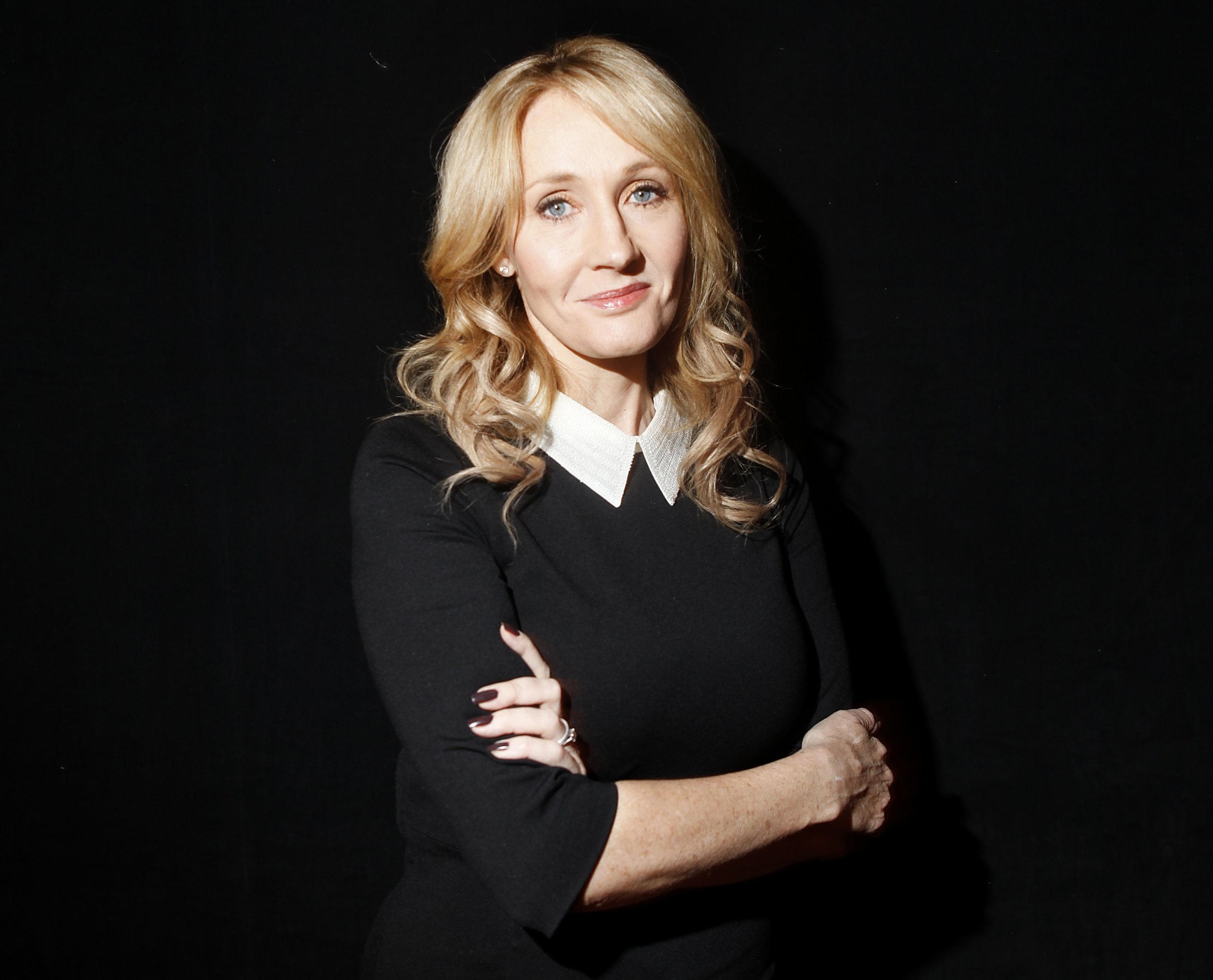 J.K. Rowling, Ilvermorny's history, American Hogwarts, Rowling's storytelling, 2500x2030 HD Desktop