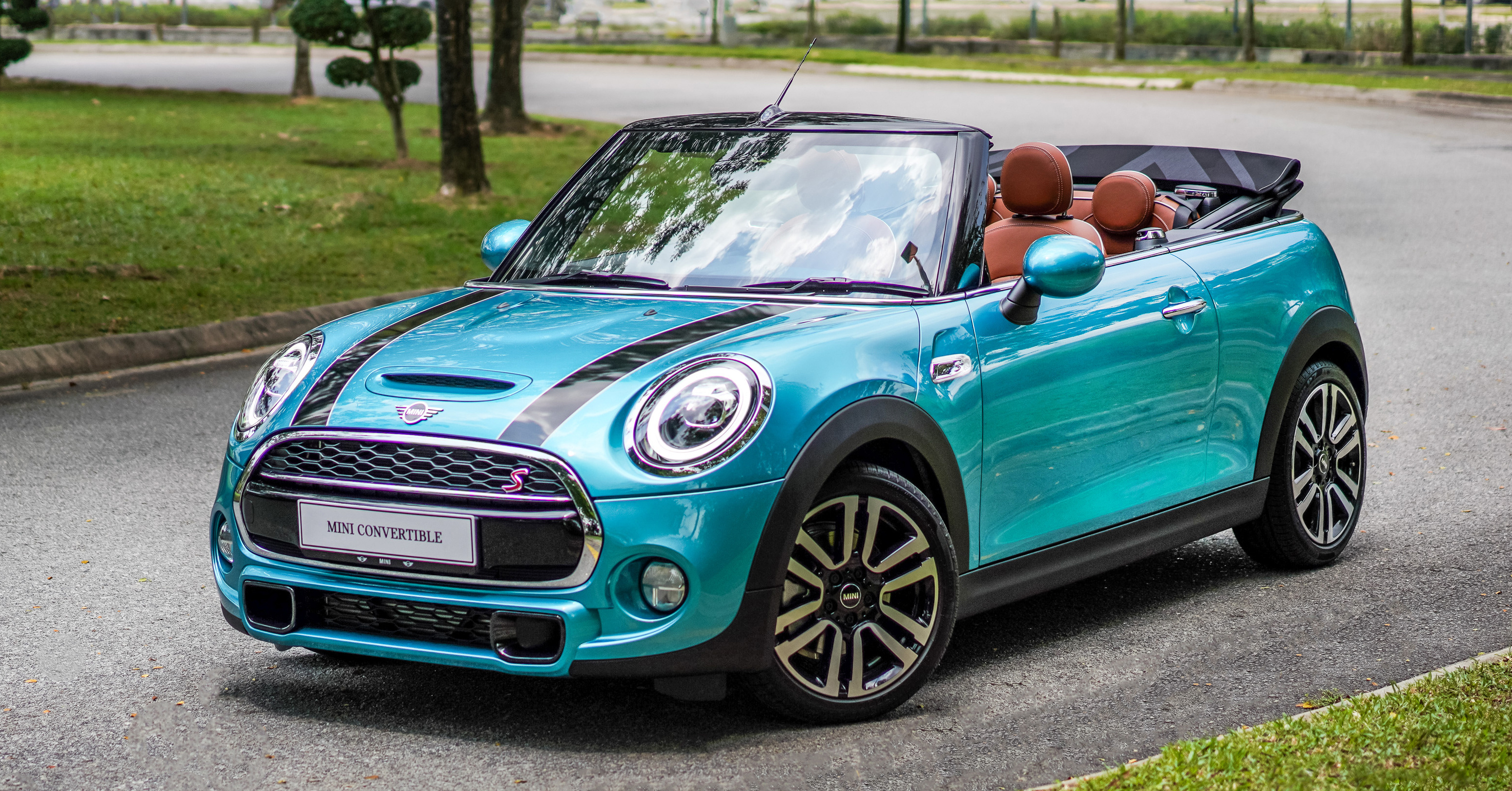 MINI Convertible, Exclusive limited edition, Fun and stylish, Convertible charm, 3100x1630 HD Desktop