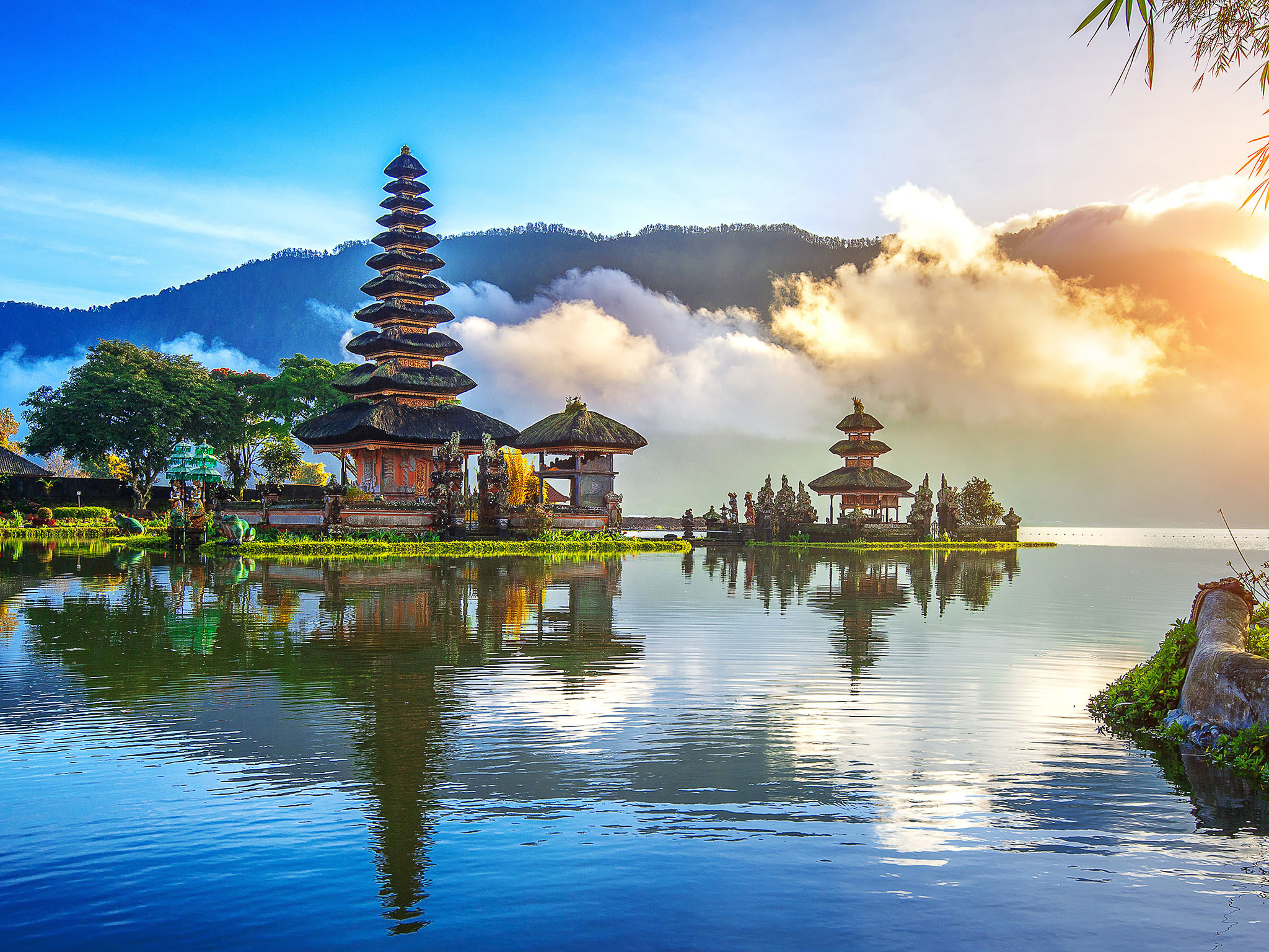 Bali, Gateway to paradise, Sun, Sea, Sand, Island bliss, 2050x1540 HD Desktop