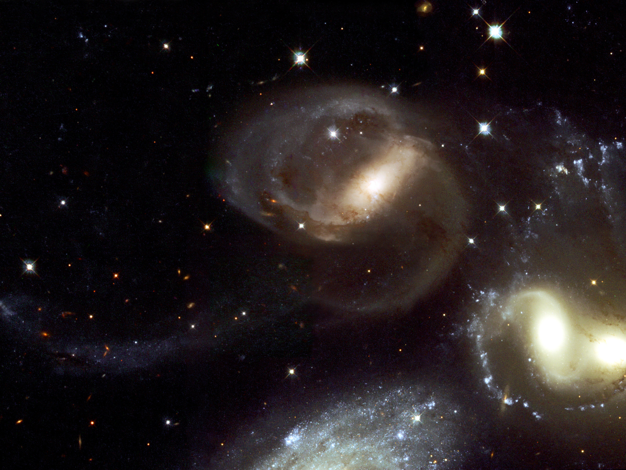 Stephan's Quintet, Cosmic cluster, Mysterious formation, Astronomical marvel, 2050x1540 HD Desktop