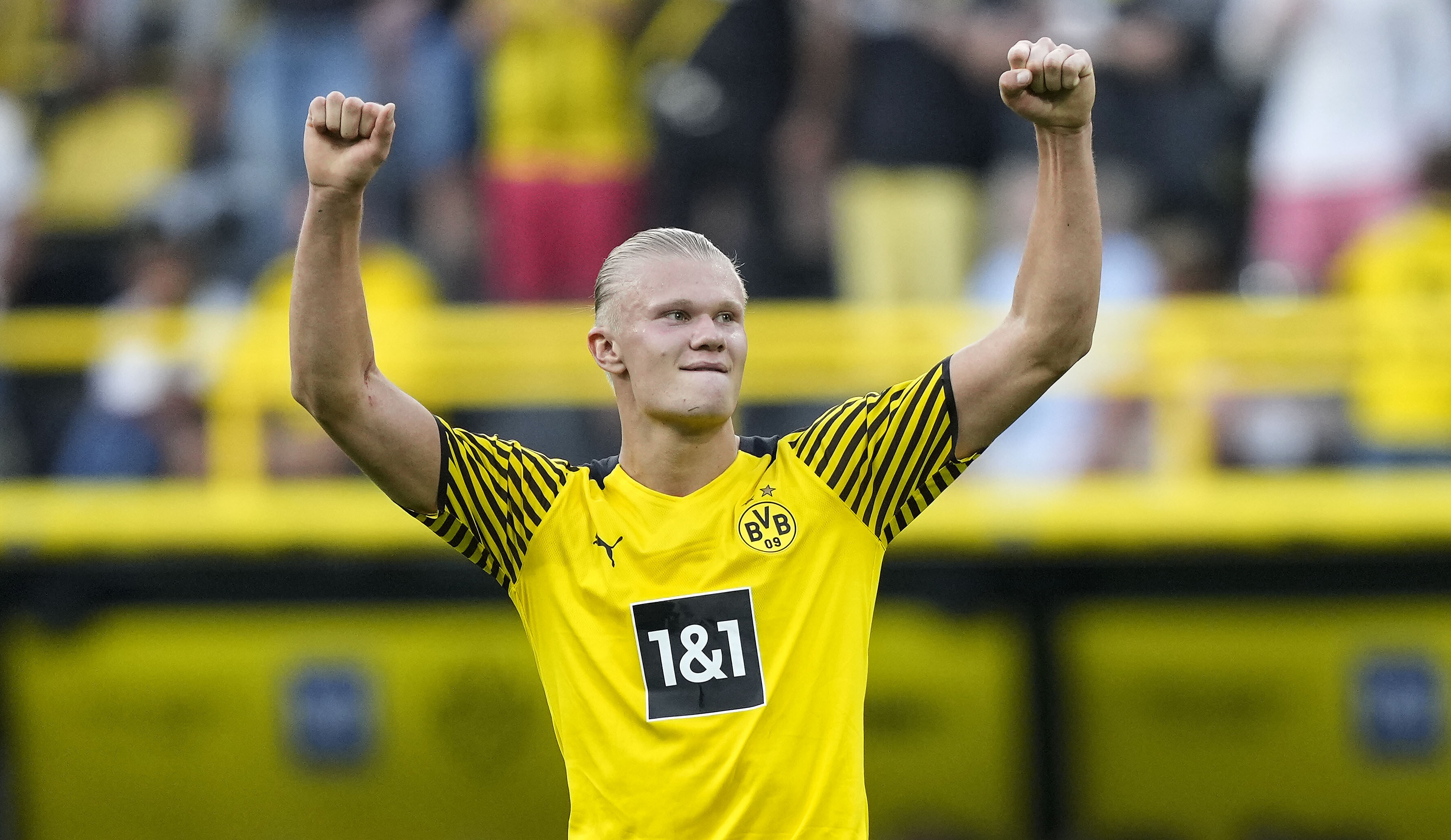 Erling Haaland: Borussia Dortmund star, Football. 3570x2070 HD Background.