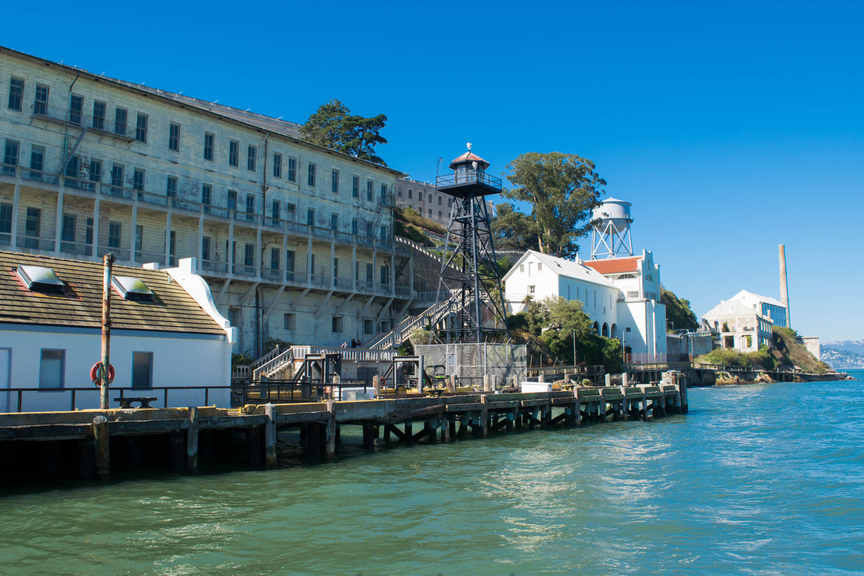 Exploring Alcatraz Island, Geocaching adventure, Historical landmarks, Hidden treasures, 3000x2000 HD Desktop