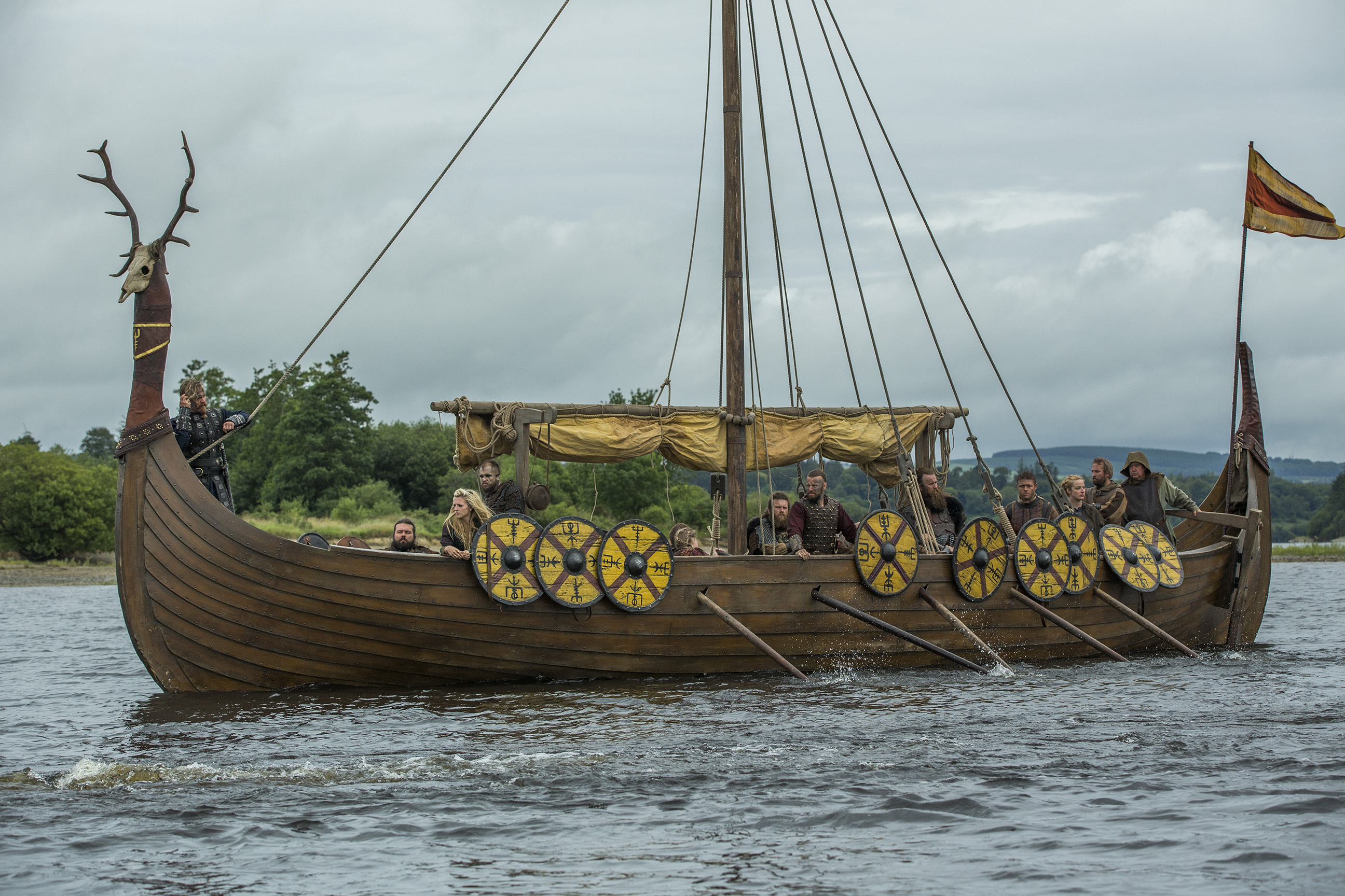 Vikings TV series, Norse mythology, Historical drama, Brutal battles, 2600x1730 HD Desktop