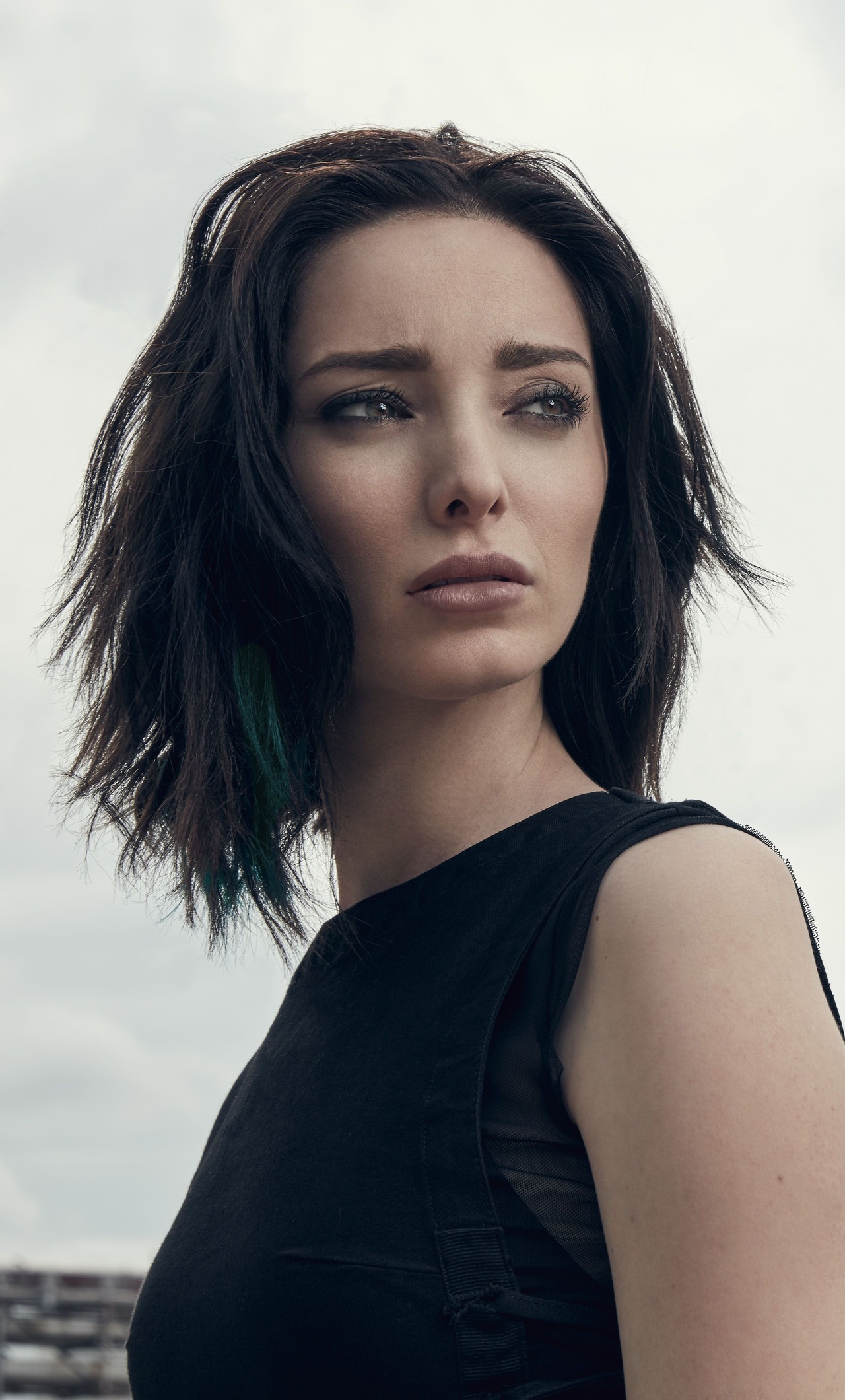 Emma Dumont, 5K iPhone 6, HD wallpapers, Photos and pictures, 1280x2120 HD Phone