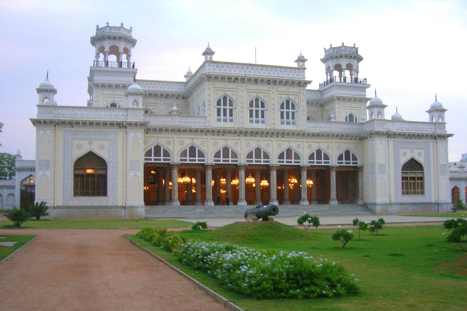 Palace: Chowmahalla Palace, The palace of the Nizams of Hyderabad State, India. 1920x1280 HD Background.