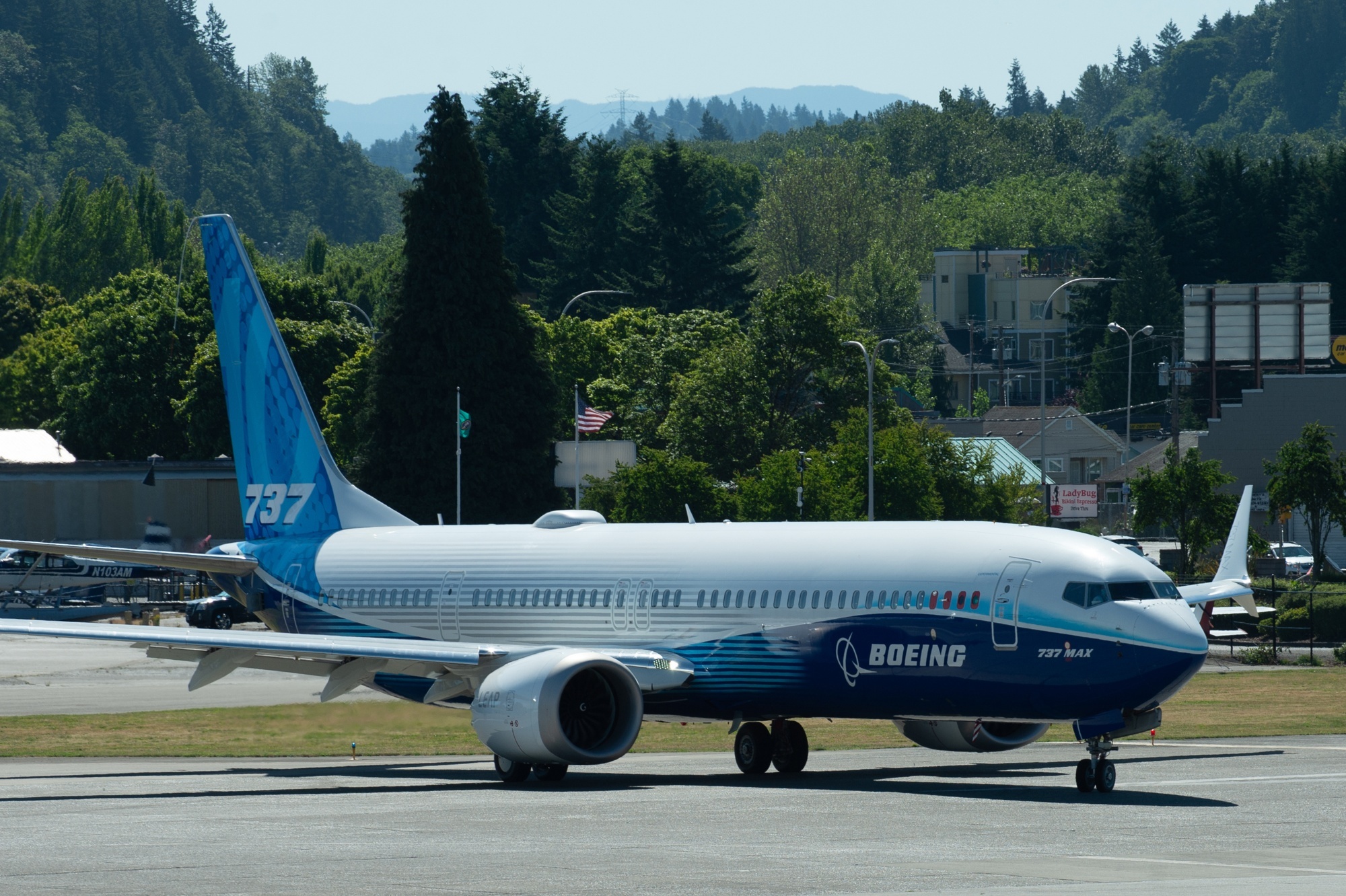 Boeing's first profit, COVID MAX woes ease, Bloomberg report, Positive development, 2000x1340 HD Desktop