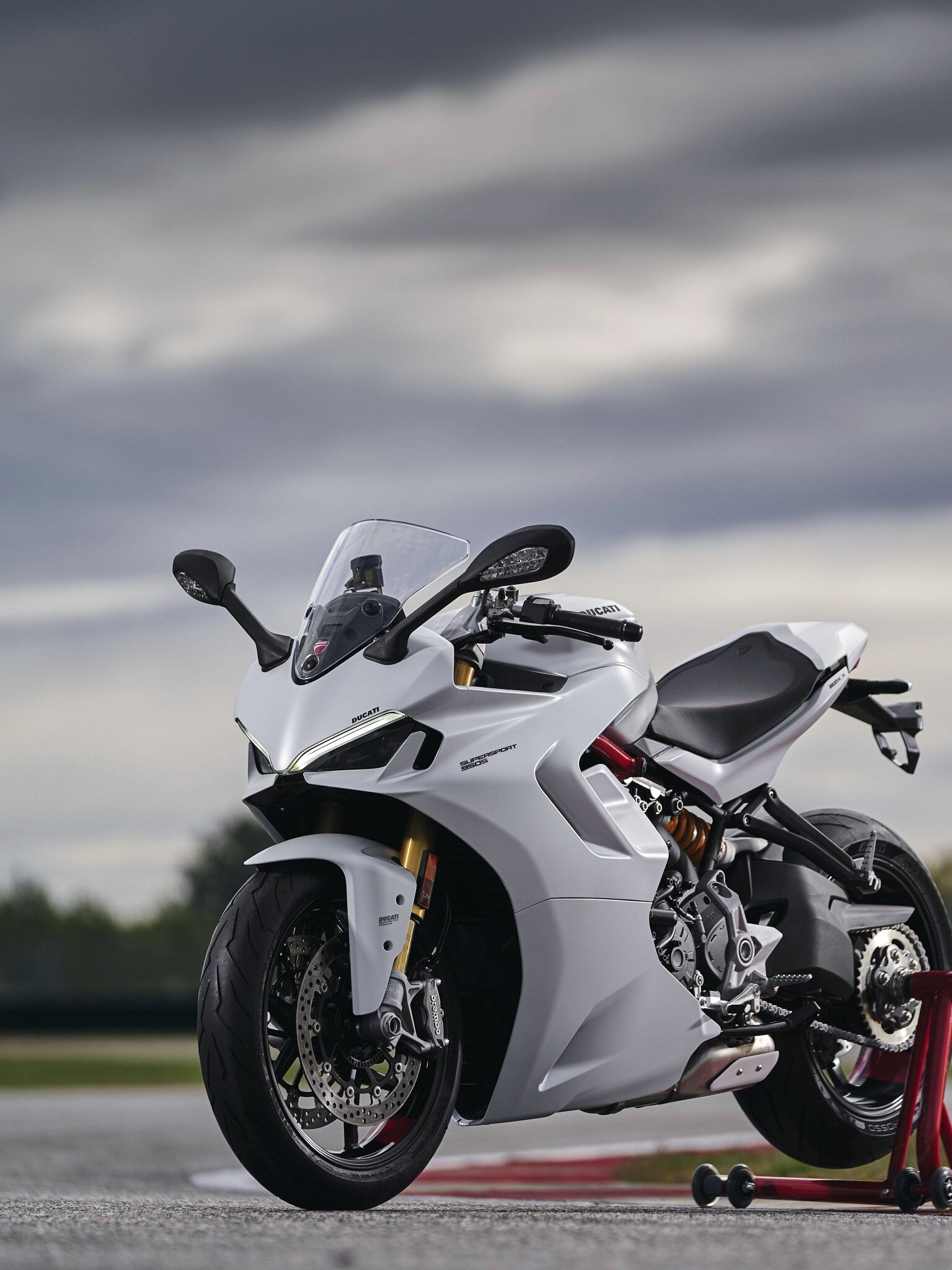 Bike: Ducati SuperSport 950, 2021 sports motorcycle, Vehicle. 1540x2050 HD Wallpaper.