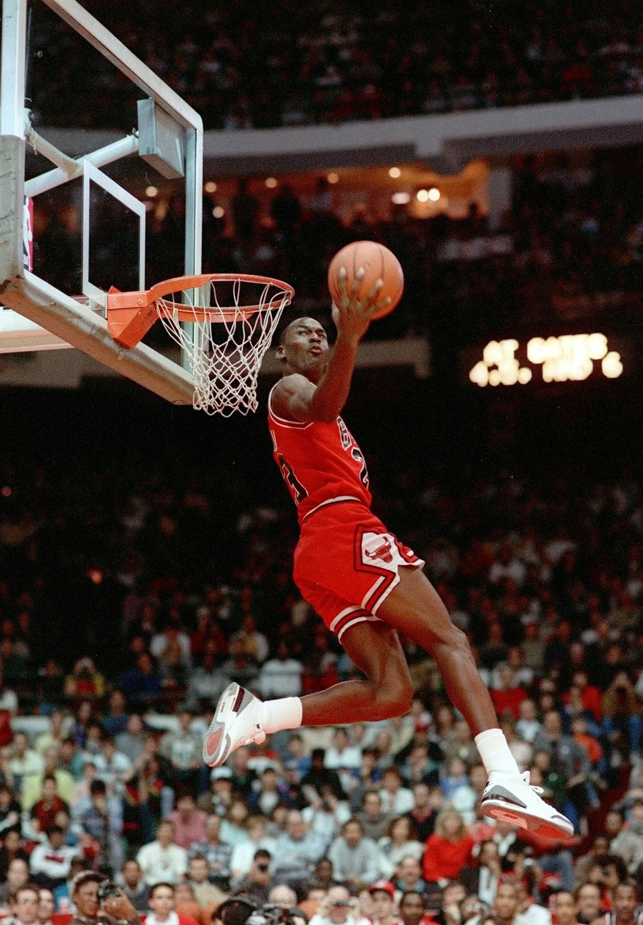 Michael Jordan: A member of the Tar Heels' national championship team in 1982. 2090x3000 HD Wallpaper.