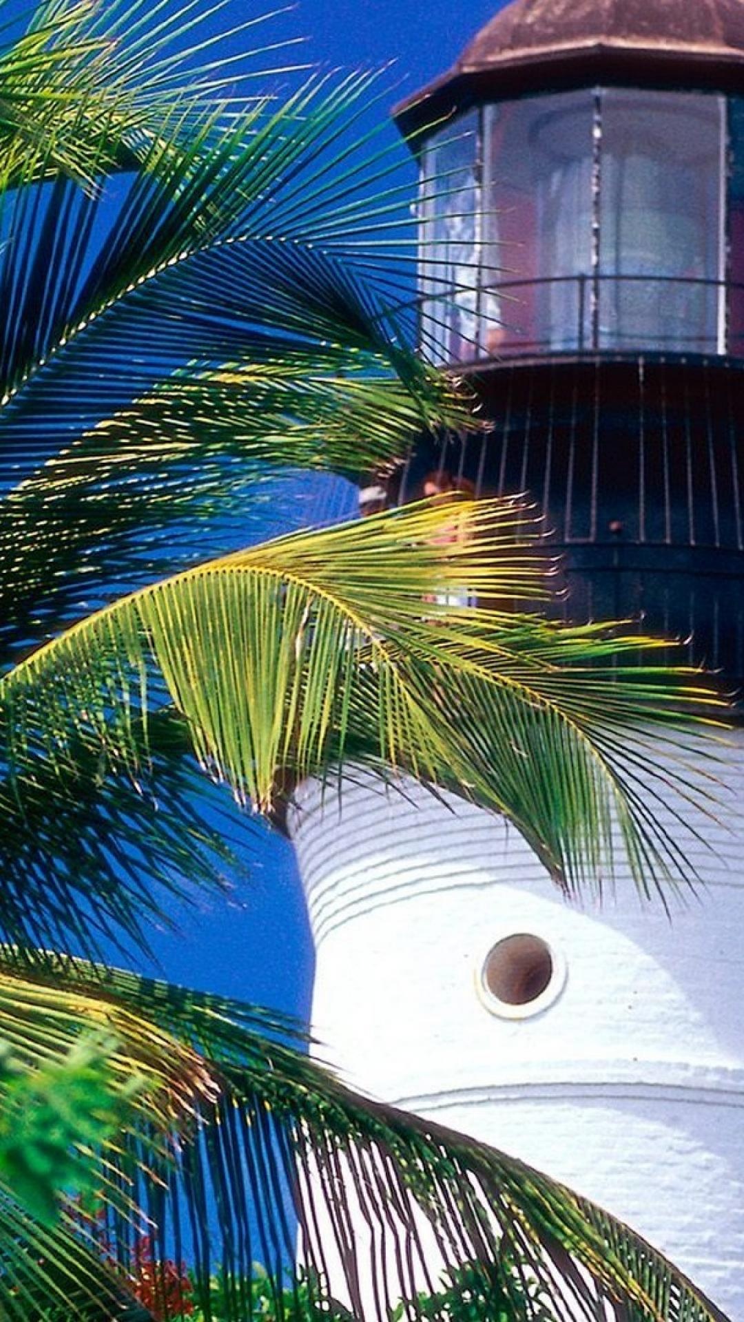Florida: Key West Lighthouse, A historic landmark on the island. 1080x1920 Full HD Background.