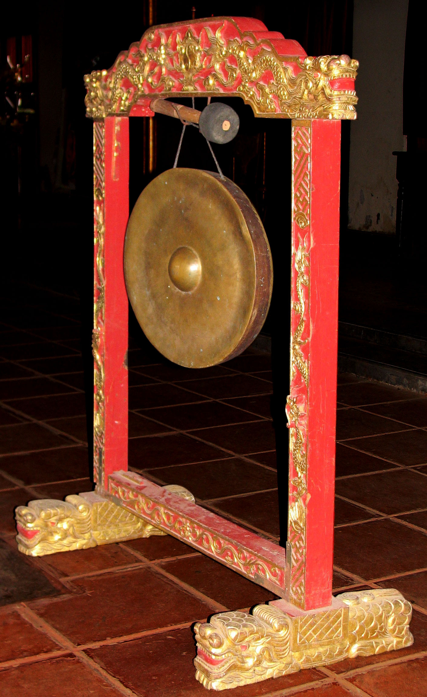 Gong: Percussion instrument, Idiophones, Strong vibrations and rich sounds. 1420x2310 HD Wallpaper.