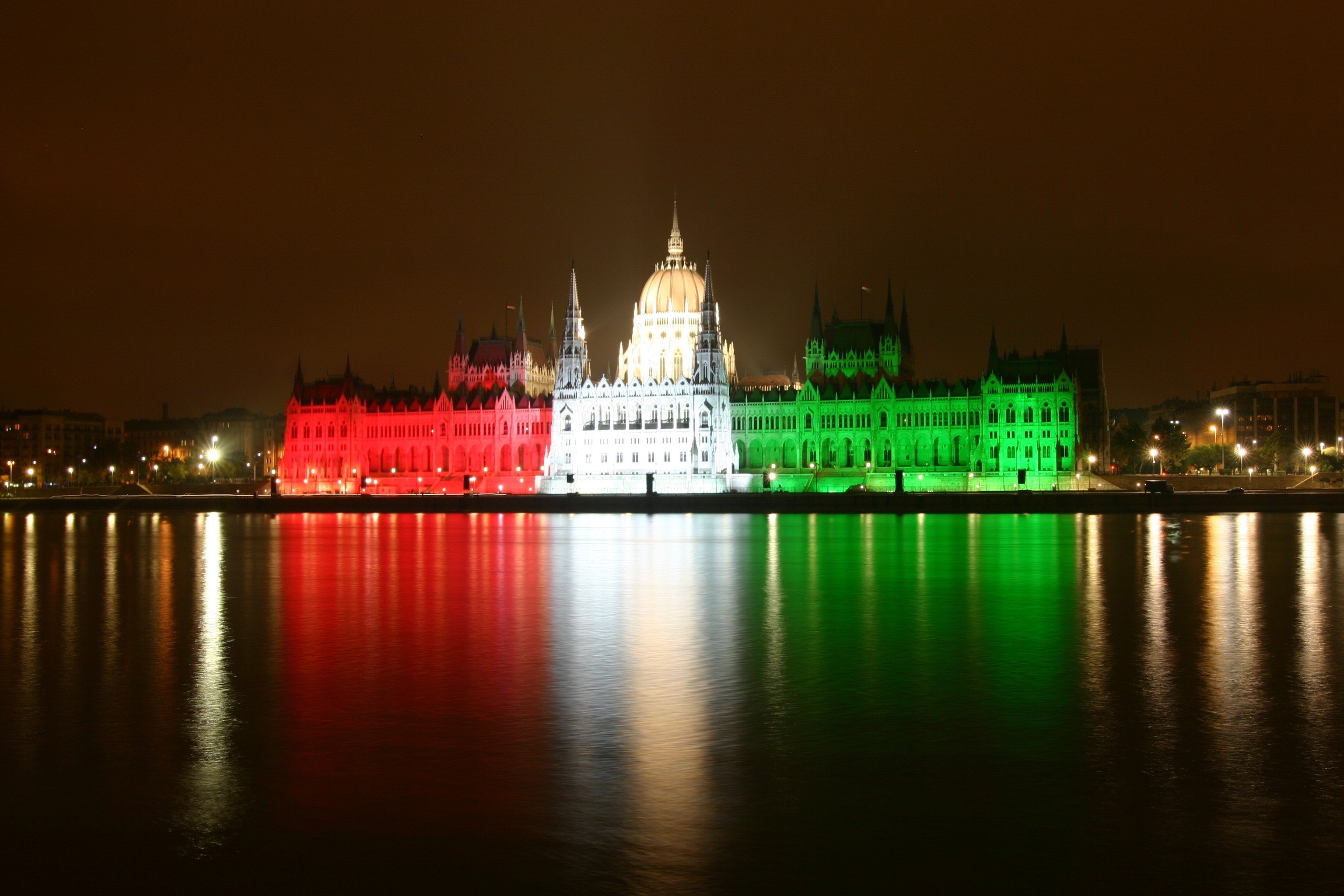 Hungary: Became a democratic parliamentary republic on 23 October 1989. 3080x2050 HD Background.