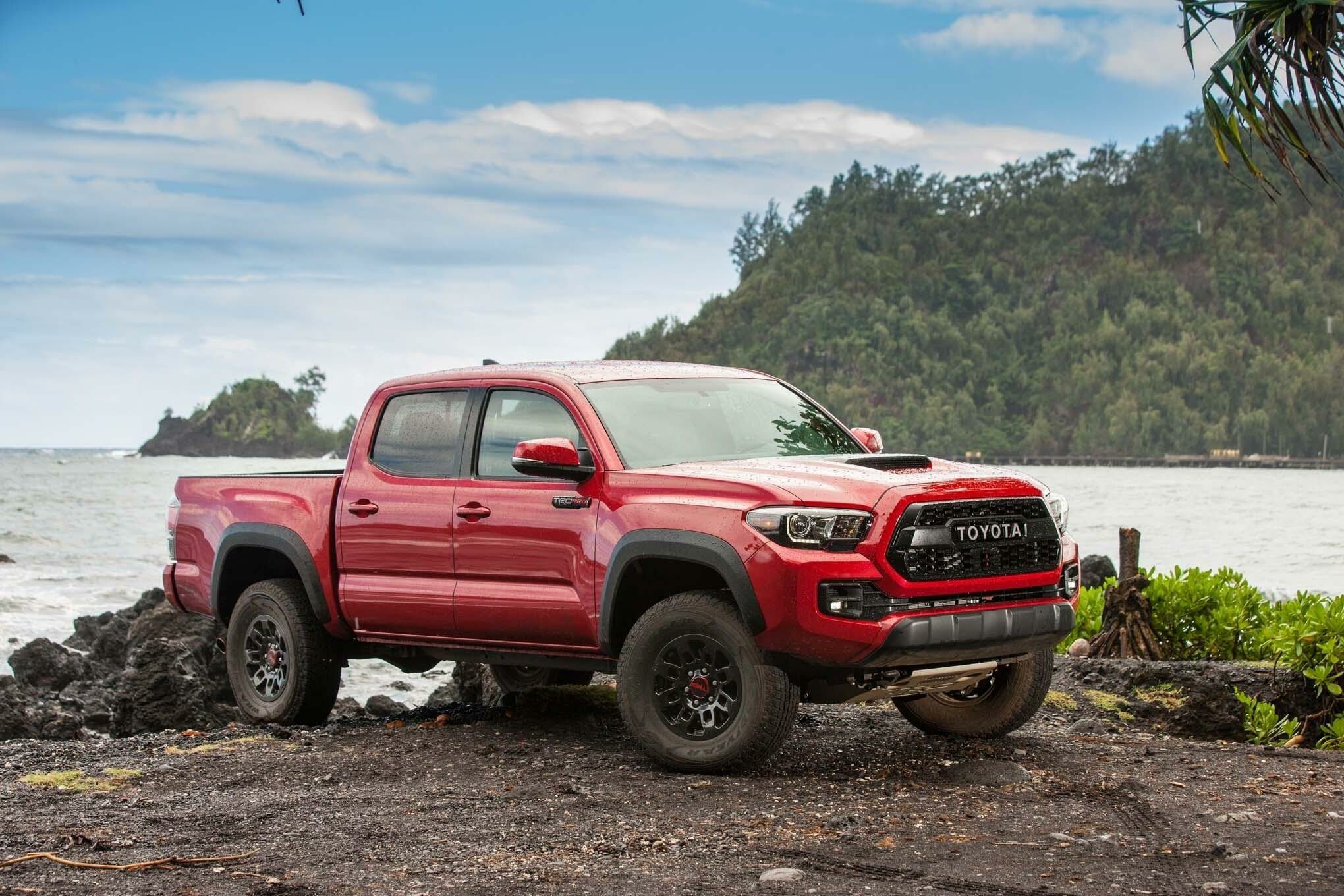 Toyota Tacoma: 1500 units of the T/X Baja package were offered from model years 2011 to 2014. 2040x1360 HD Background.