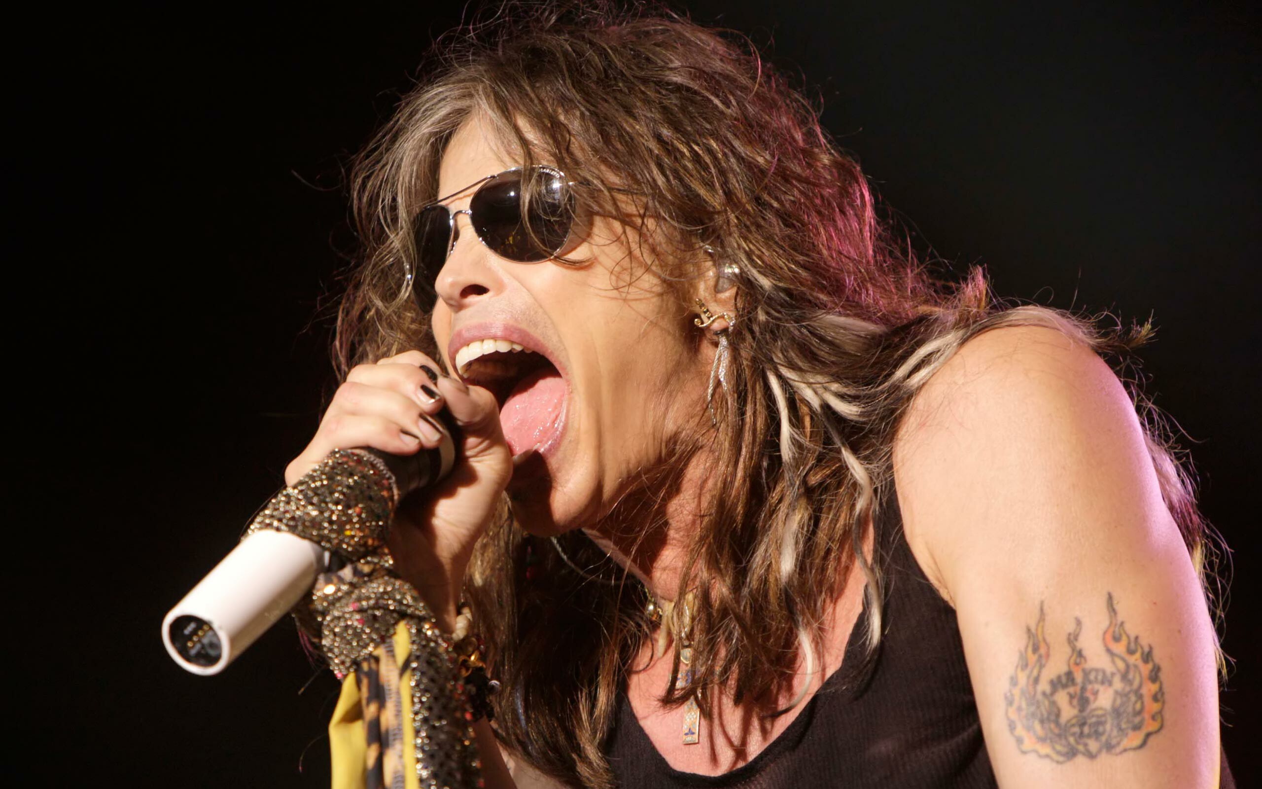 Aerosmith: Steven Tyler, was ranked third on Hit Parader's Top 100 Metal Vocalists of All Time. 2560x1600 HD Background.