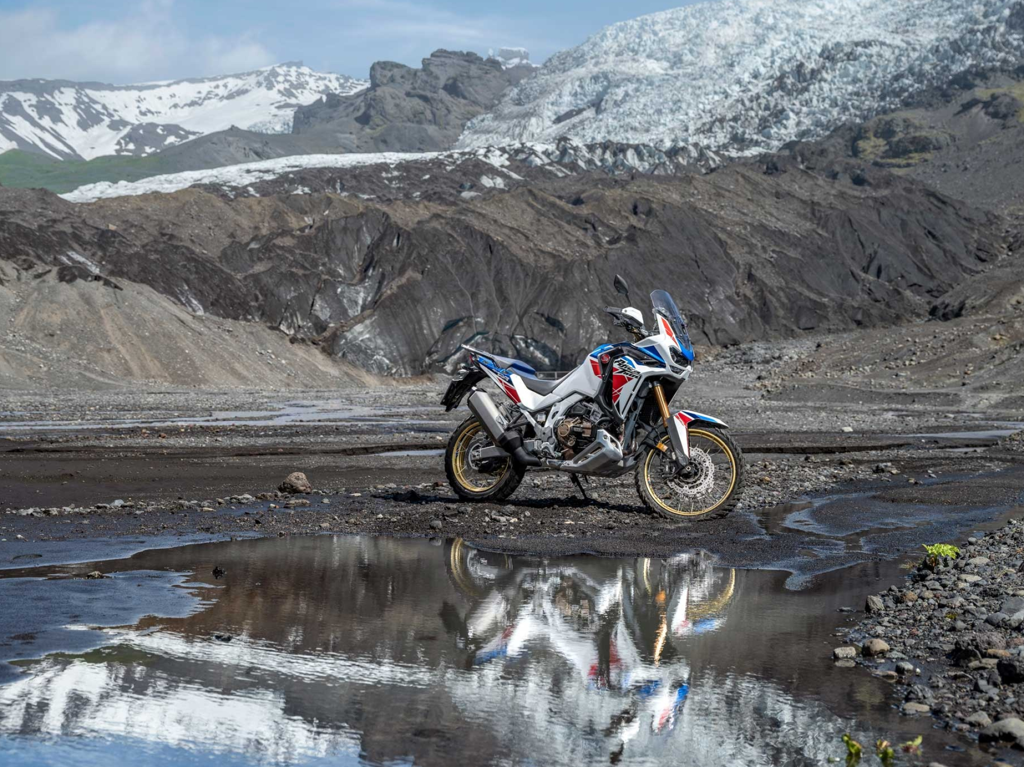 Honda Africa Twin, 2022 adventure sports, Unleash the explorer, Motorcycle guide, 2030x1520 HD Desktop