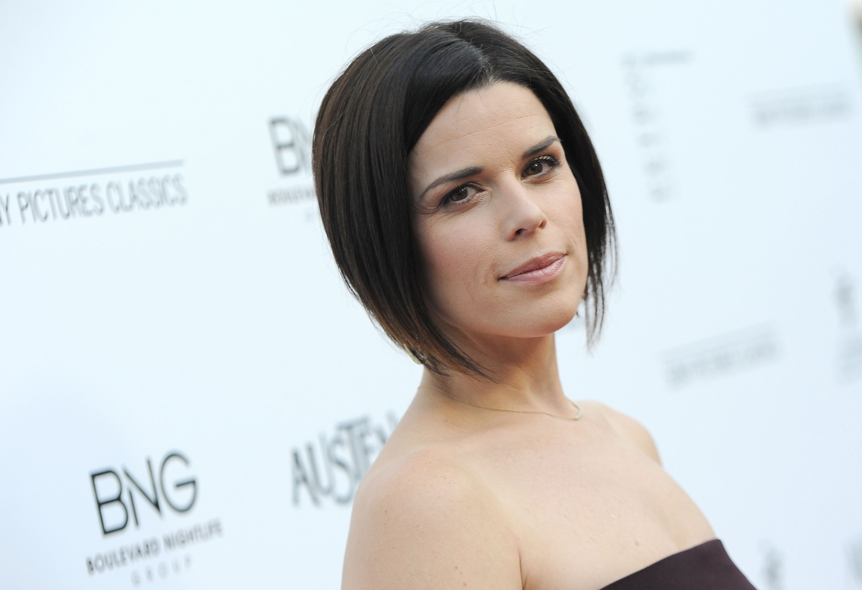 Mad Men appearance, Neve Campbell's role, Memorable duo, TV show highlight, 3000x2060 HD Desktop