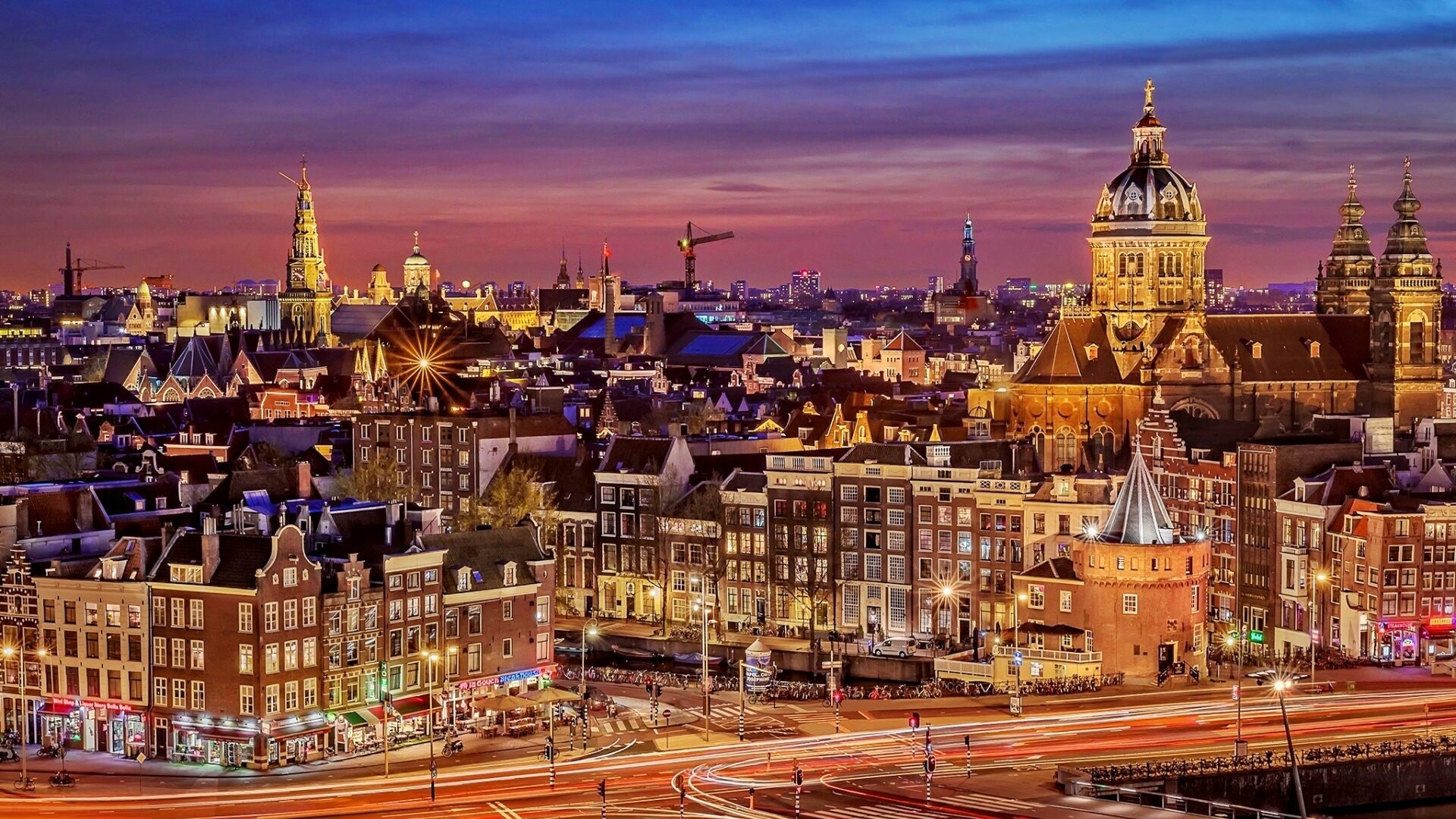 Amsterdam: The Basilica of Saint Nicholas, The city's primary Roman Catholic church. 1920x1080 Full HD Background.