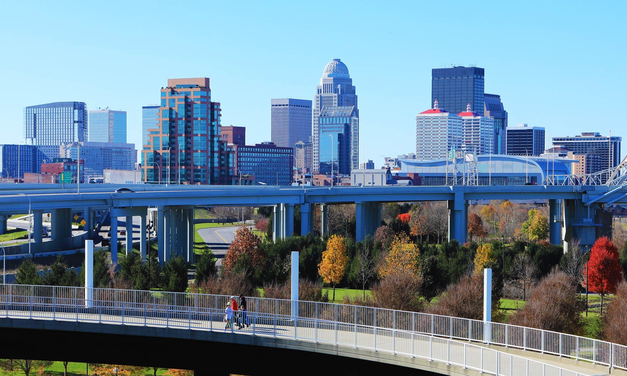 Louisville skyline, Downtown area, Urban view, Kentucky, 2000x1200 HD Desktop