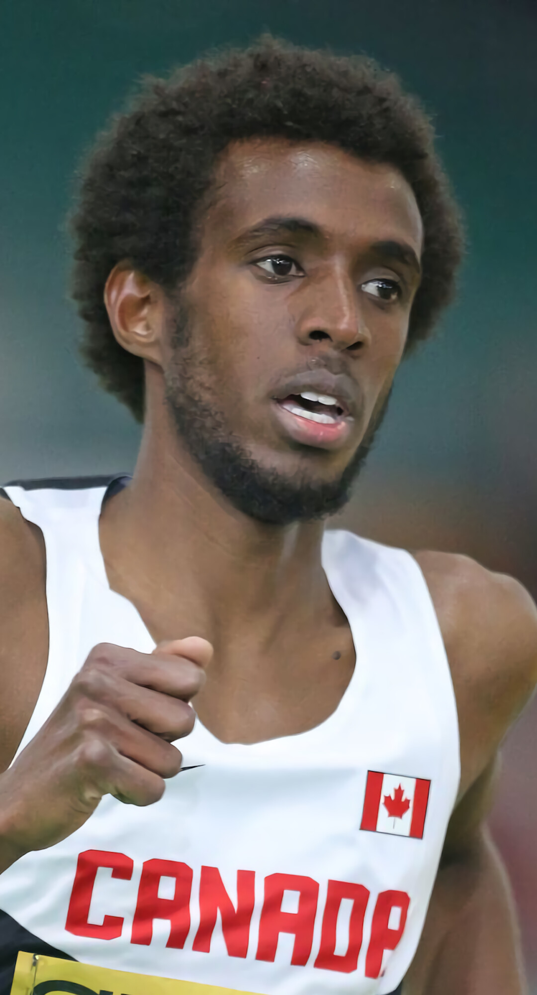 Mohammed Ahmed, Track events, National pride, Record-breaking performances, 1080x2000 HD Handy