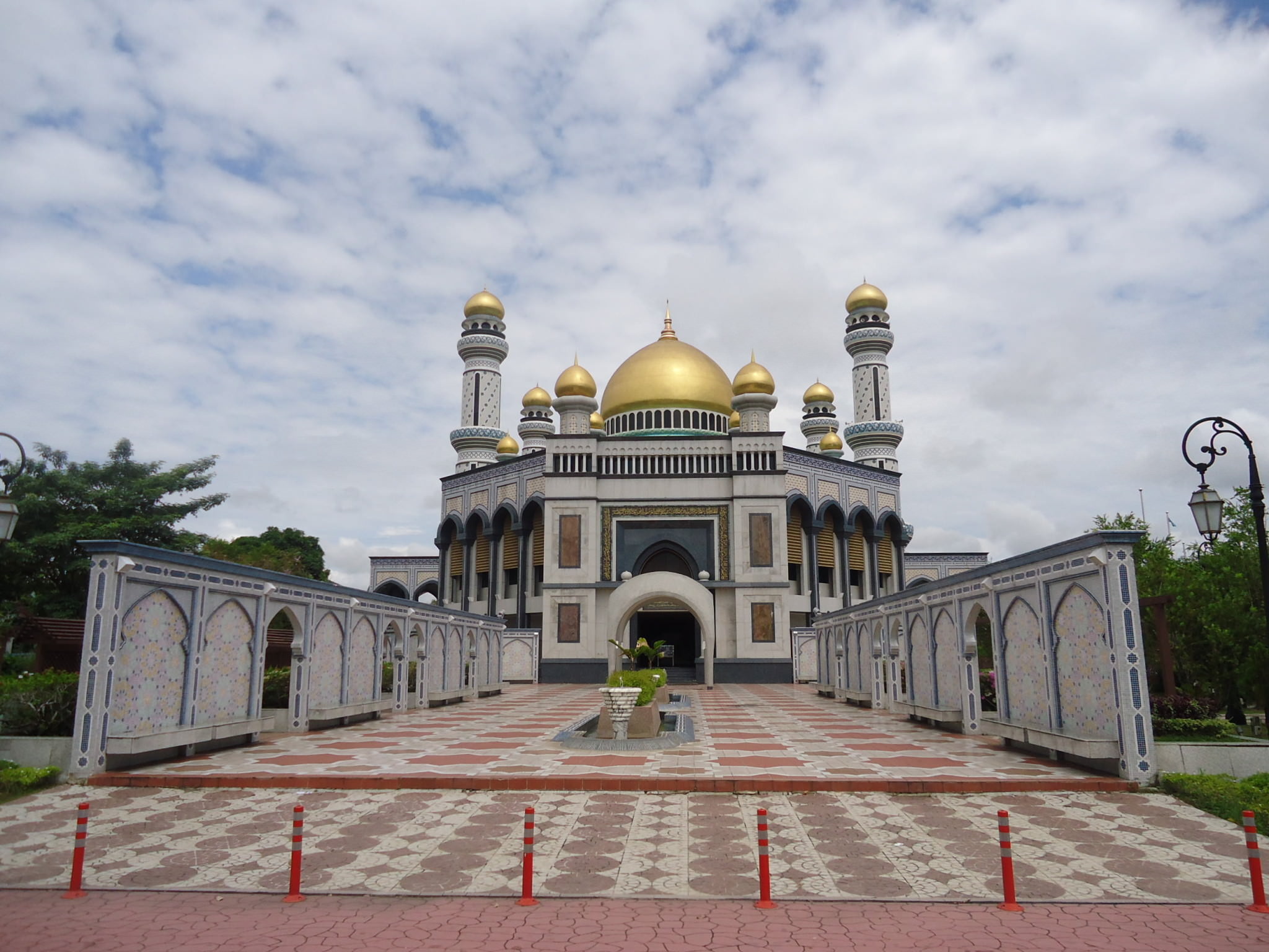 Jame Asr Hassanil Bolkiah Mosque, Bandar Seri Begawan, Brunei, Travel, 2050x1540 HD Desktop