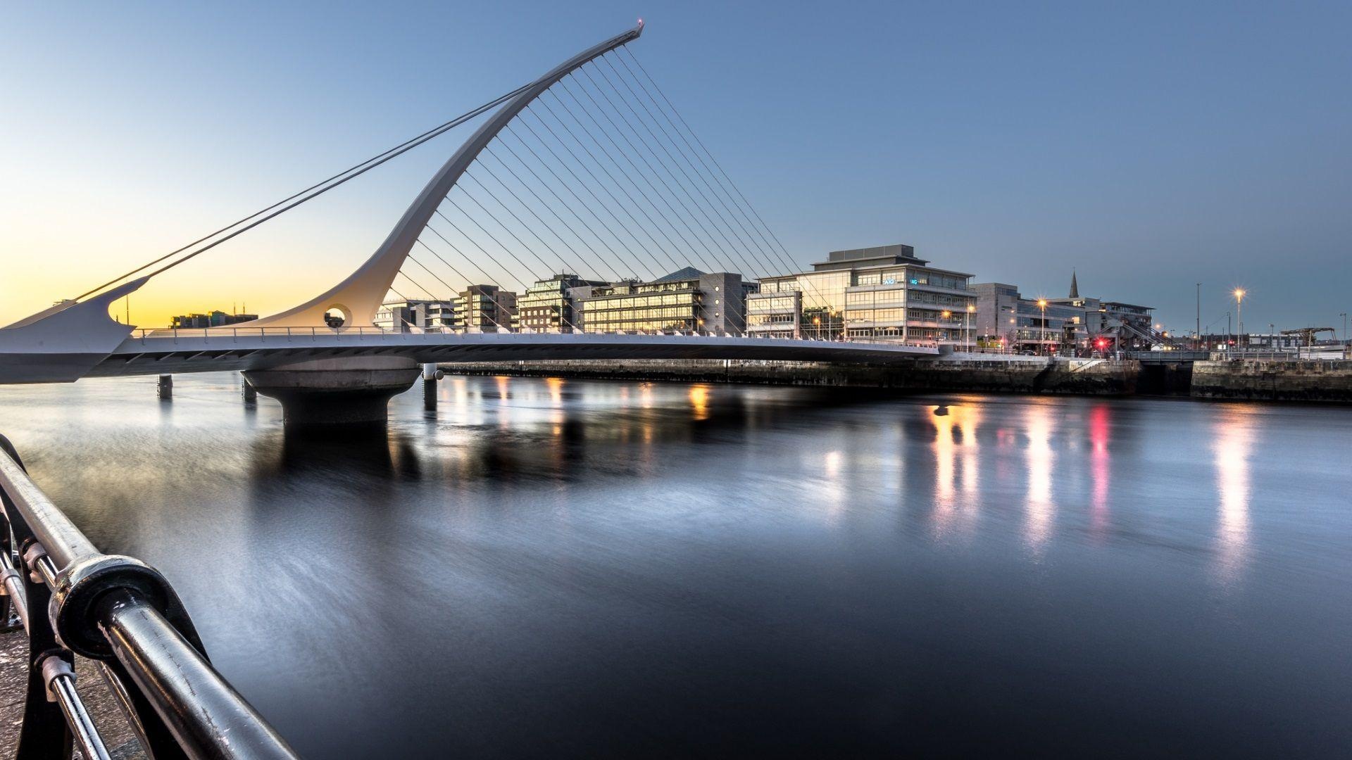 Dublin: Samuel Beckett Bridge, A cable-stayed swingbridge, The River Liffey. 1920x1080 Full HD Background.