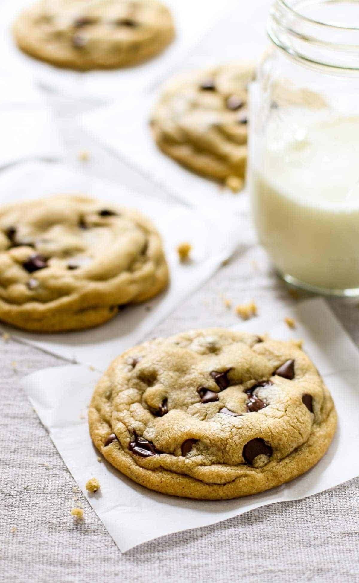 Cookie: Chocolate chip, Abandoned water as a medium for cohesion. 1200x1950 HD Background.