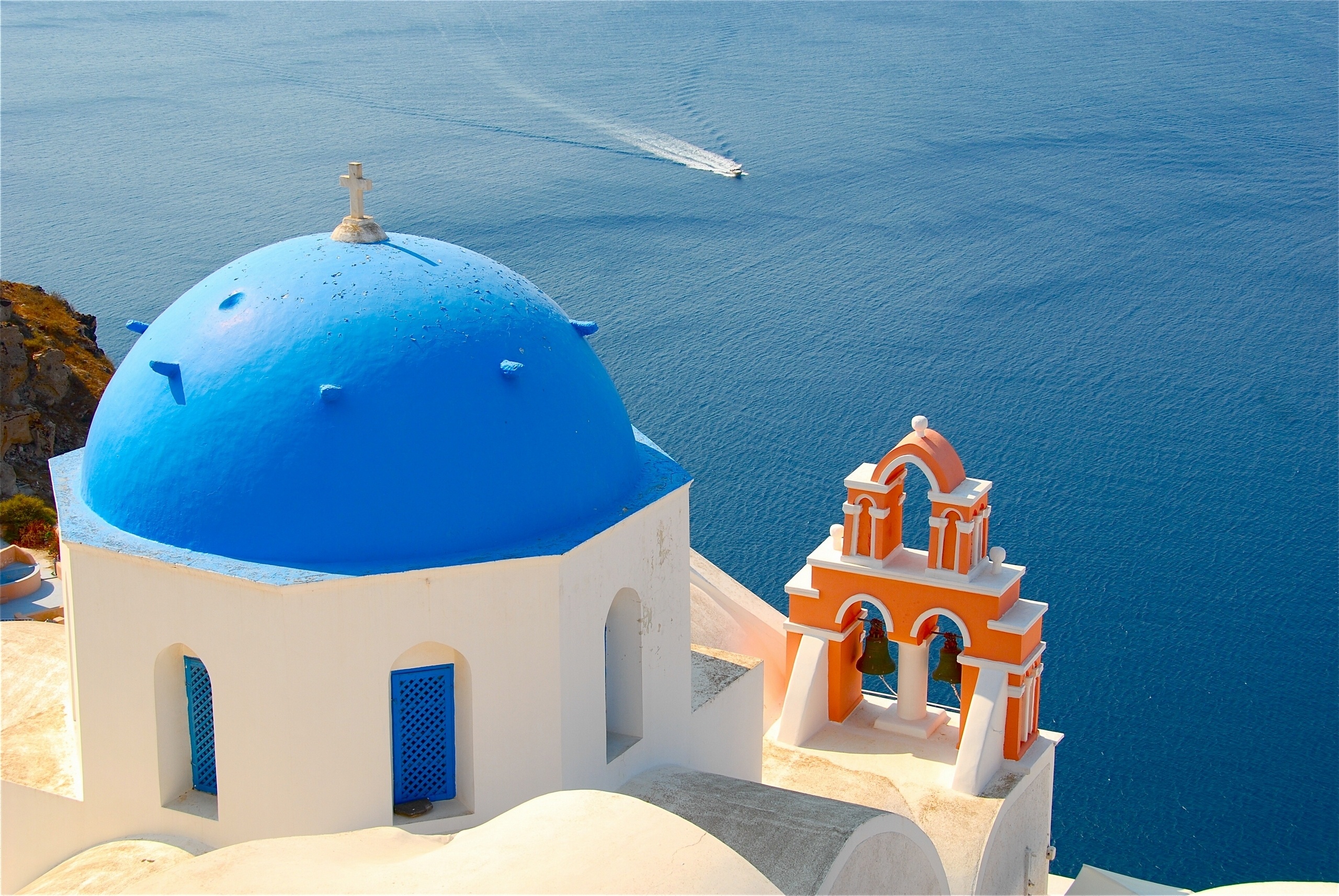 Blue Domes of Oia, Thera church wallpaper, Greece's beauty, Iconic domes, 2560x1720 HD Desktop