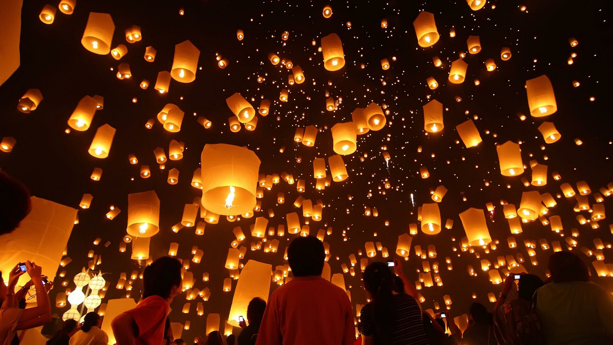 Lantern Festival: An Uposatha day on the Chinese calendar, Public celebration. 2560x1440 HD Wallpaper.