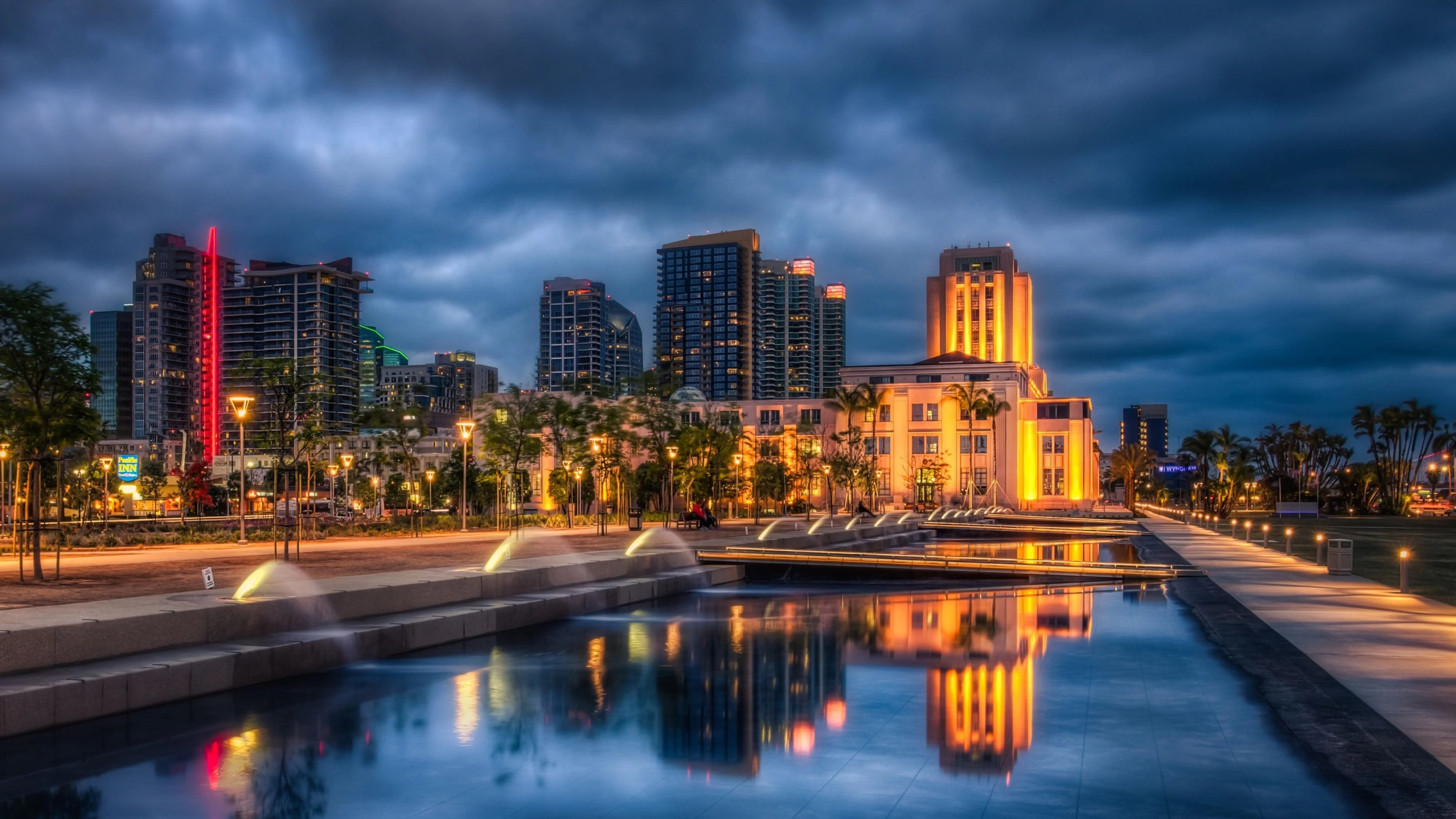San Diego wallpapers, Famous landmarks, Beautiful beaches, Cityscape views, 3560x2000 HD Desktop