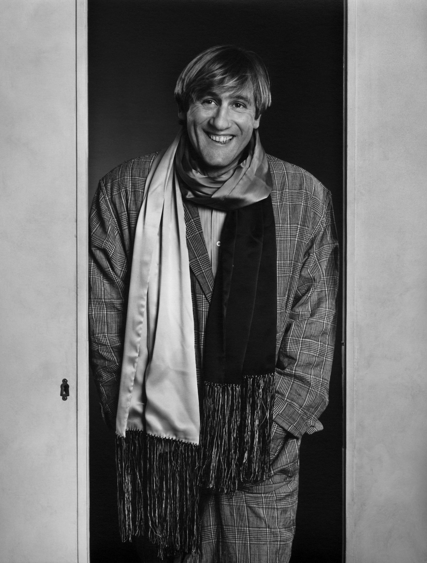 Gerard Depardieu, Yousuf Karsh, Portrait, 1490x1960 HD Phone