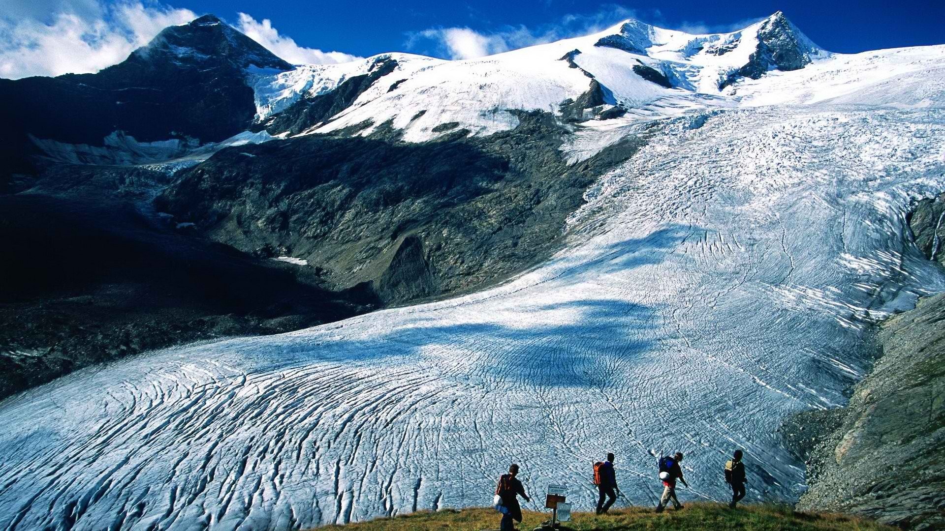 Glacier mountains, Hiking people, Outdoor sports, National park, 1920x1080 Full HD Desktop