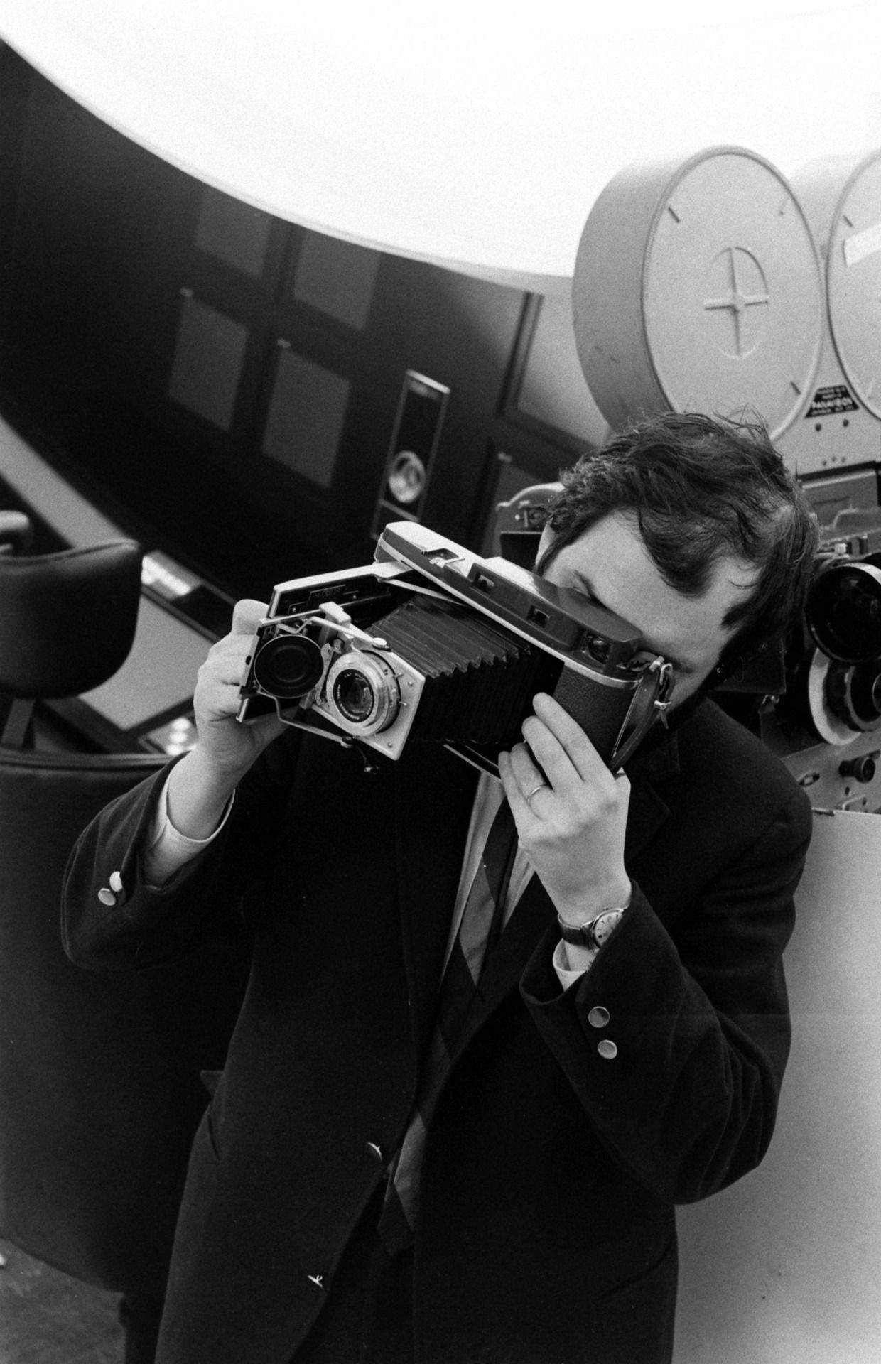 Stanley Kubrick, Space odyssey, Extraordinary visuals, Astral adventure, 1240x1920 HD Handy