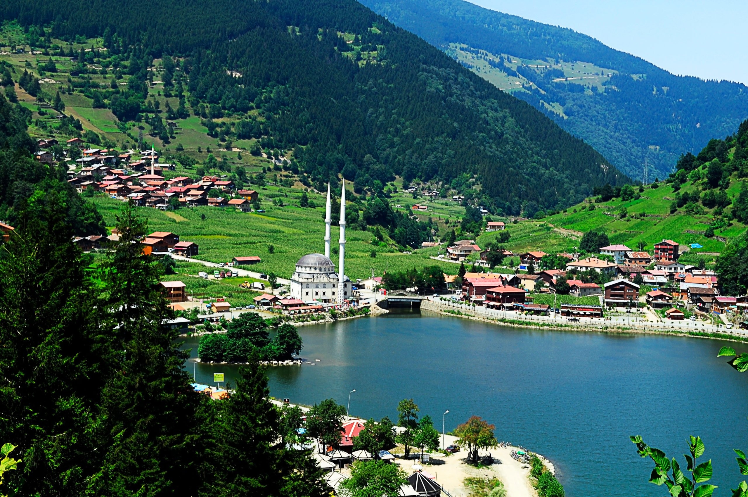 Black Sea, Trabzon, Tourist journey, Travel guide, 2560x1700 HD Desktop