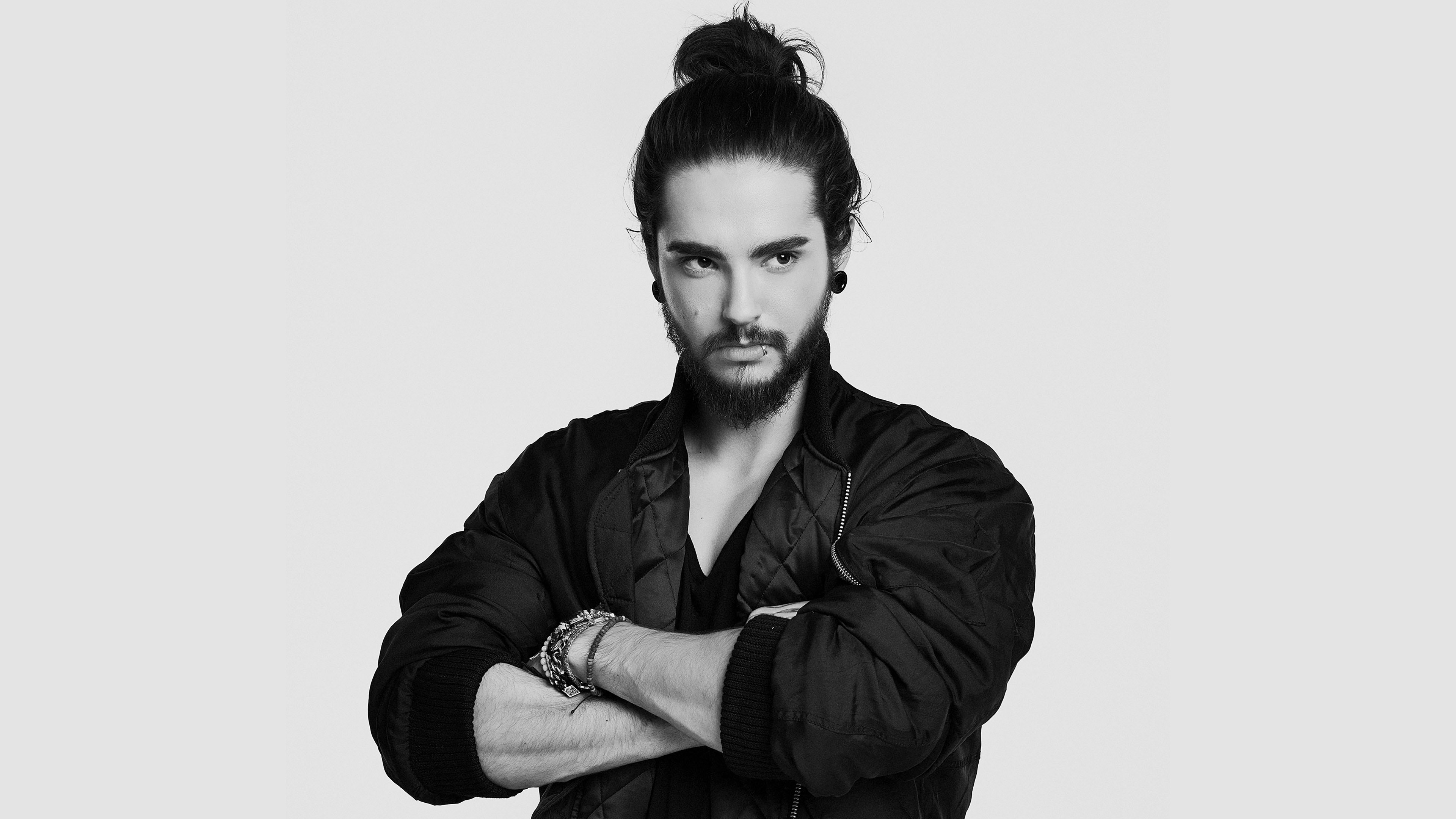 Tokio Hotel: Tom Kaulitz, A German guitarist, songwriter and producer. 3840x2160 4K Background.