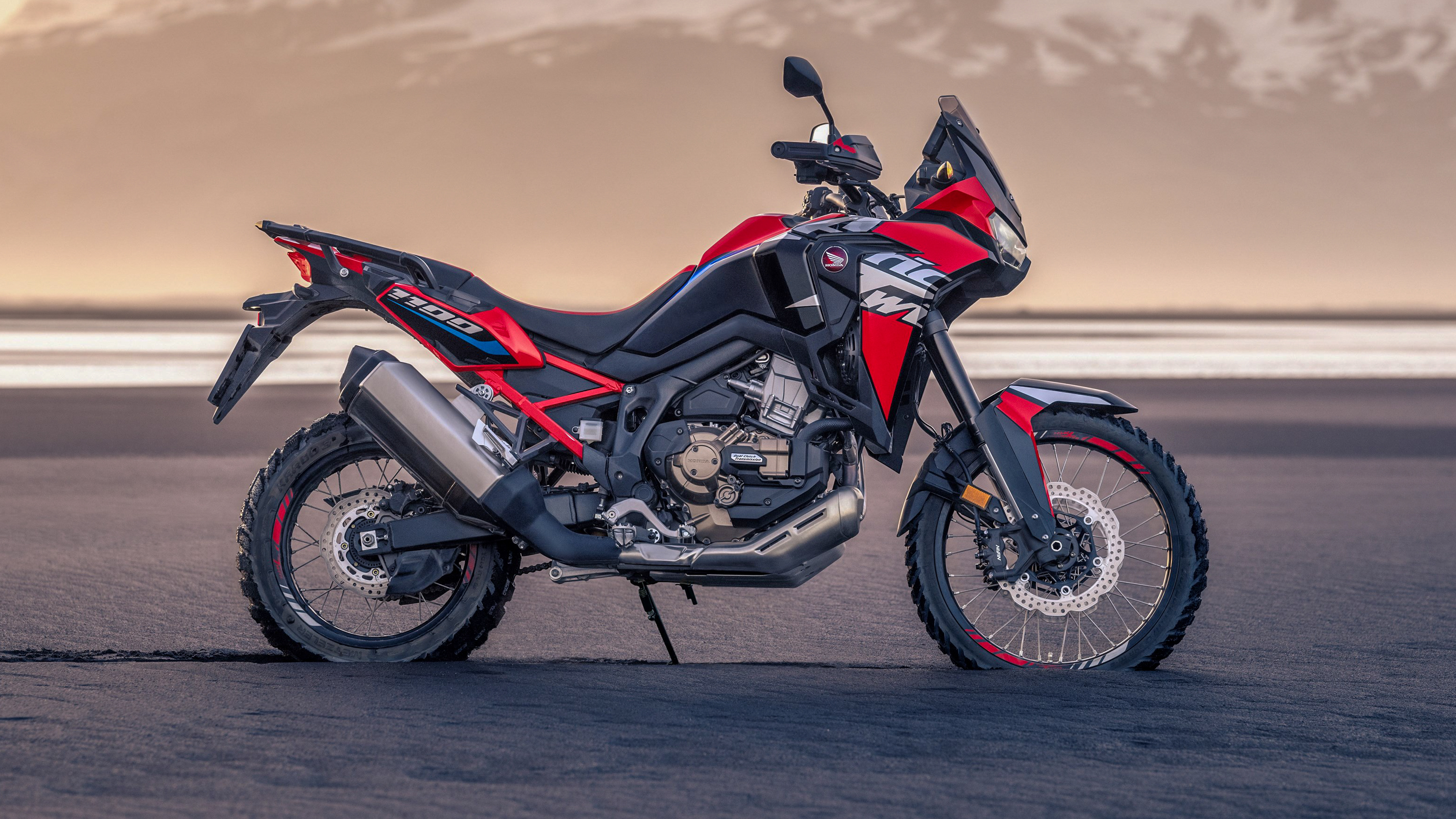 Honda Africa Twin, 2022 model, Motorcycle photos, Photogalleries, 3840x2160 4K Desktop