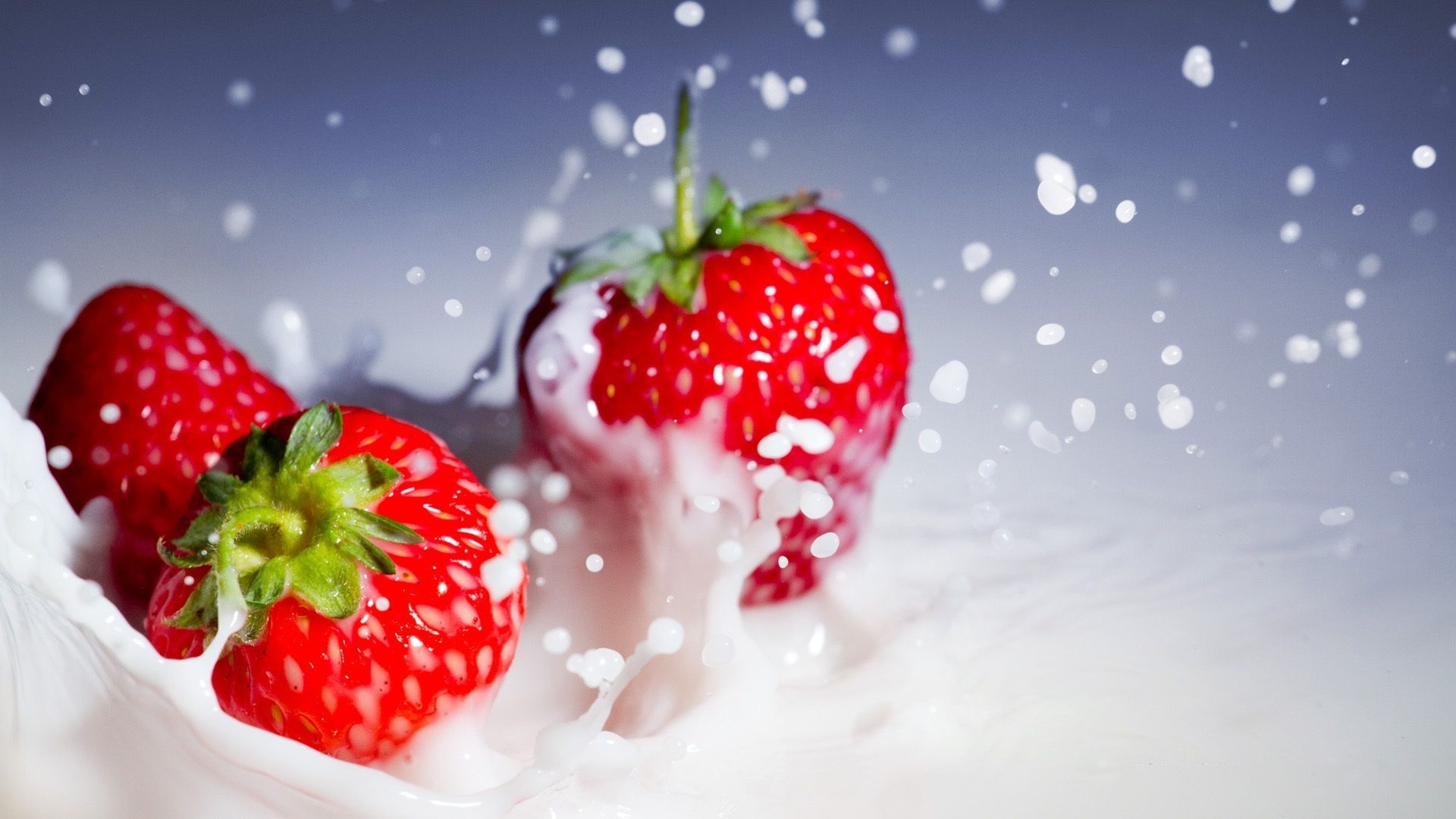 Strawberry: June-bearing plants are the most common type, Food. 1920x1080 Full HD Background.