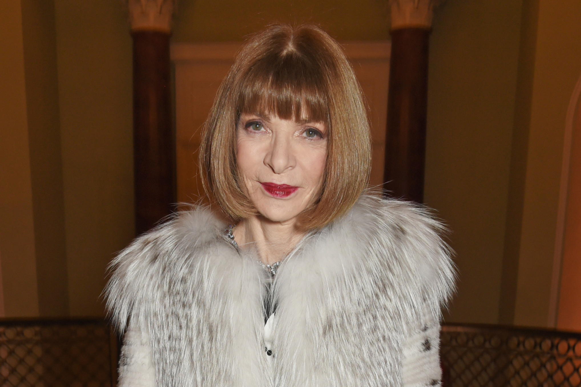Anna Wintour: Serves as Global Chief Content Officer for Condé Nast since 2020. 2040x1360 HD Wallpaper.