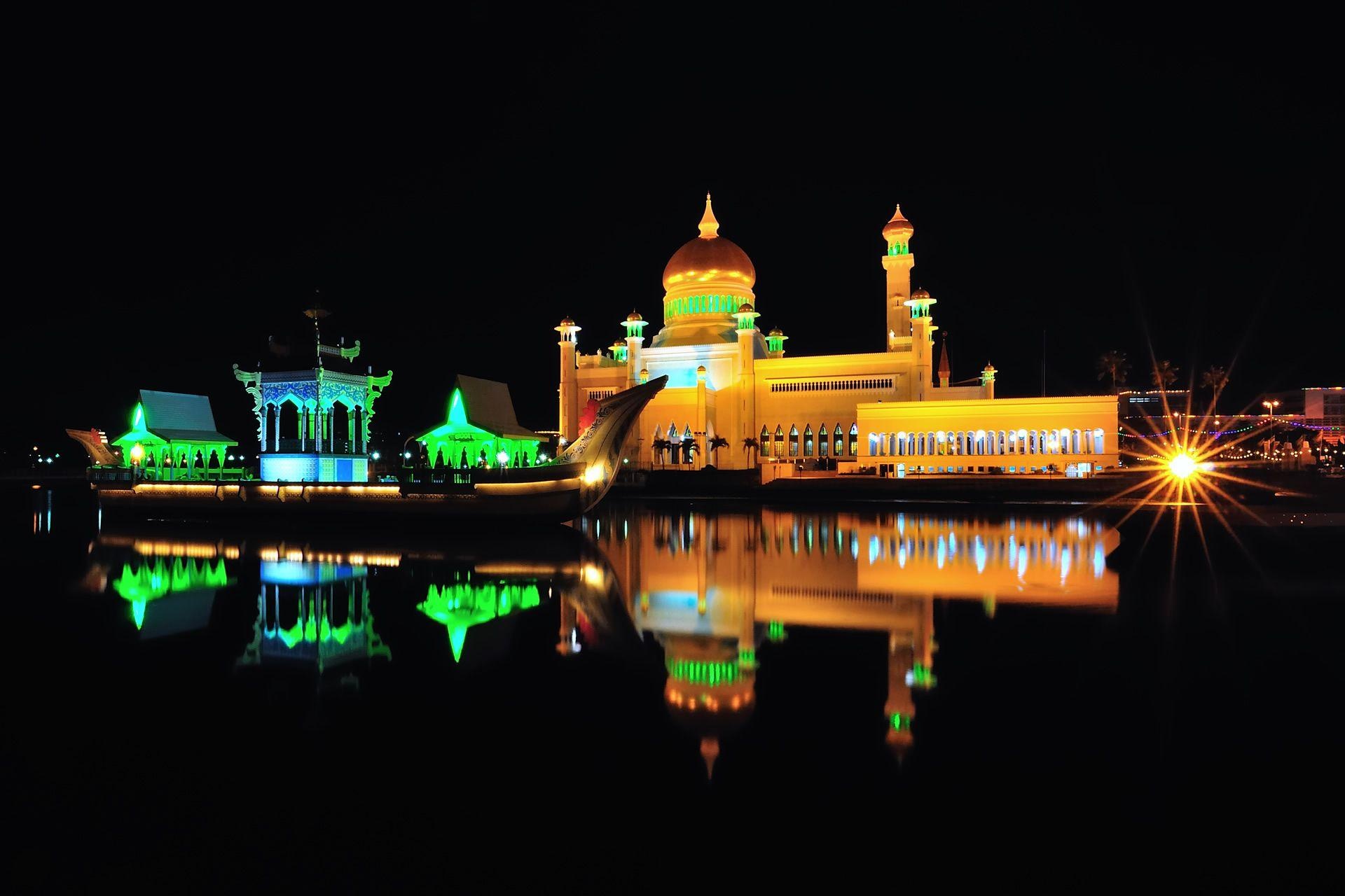 Bandar Seri Begawan, Brunei travel, 1920x1280 HD Desktop
