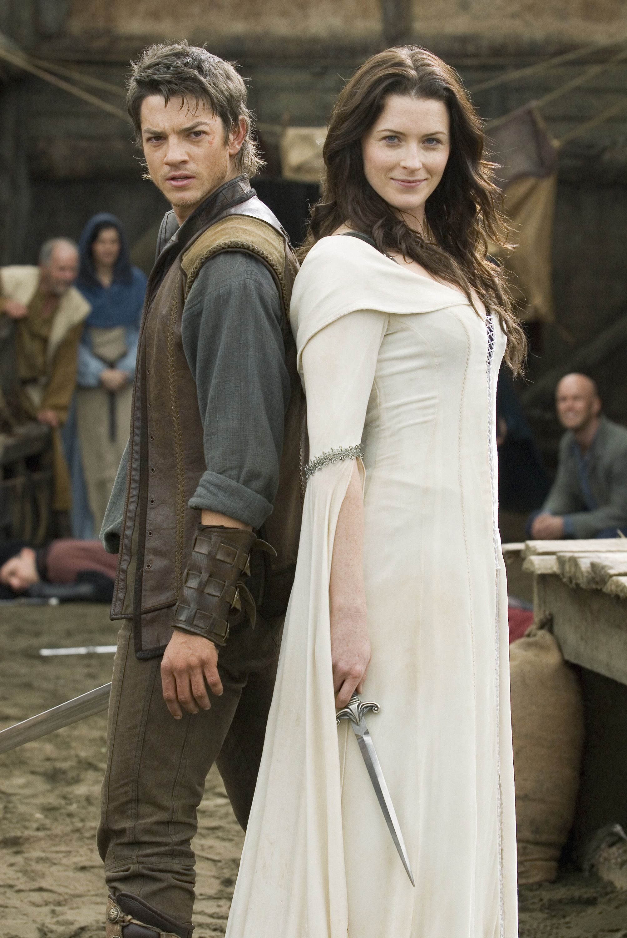 Legend of the Seeker (TV Series): Richard Cypher and Kahlan Amnell, The leading characters. 2010x3000 HD Wallpaper.