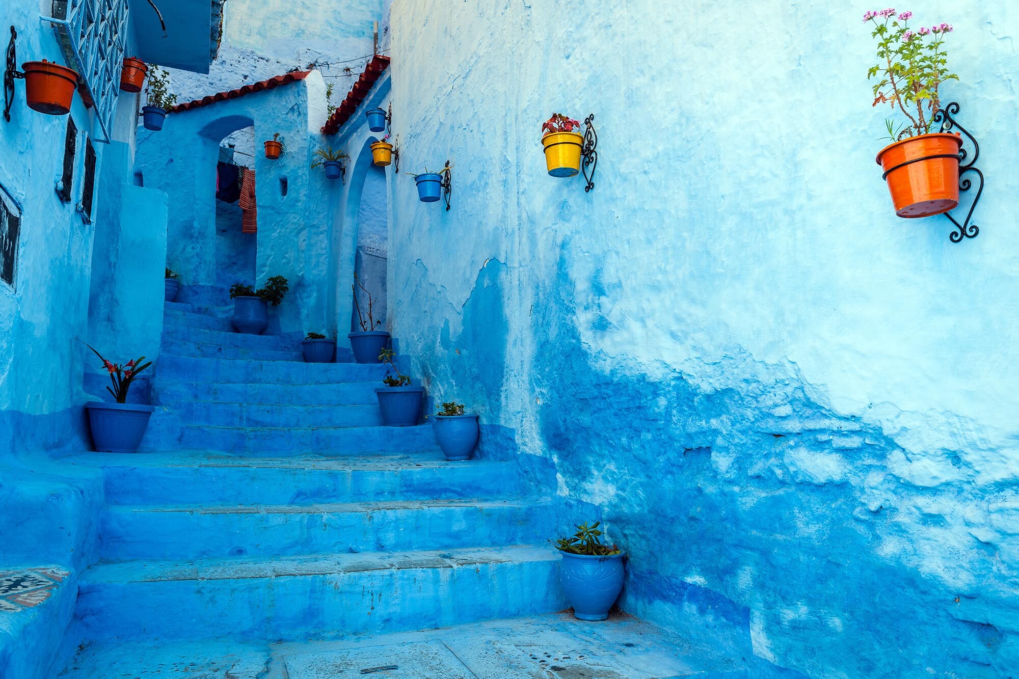 Morocco: Blue City, Chefchaouen, North Africa, Chaouen, Streetscape. 2000x1340 HD Background.
