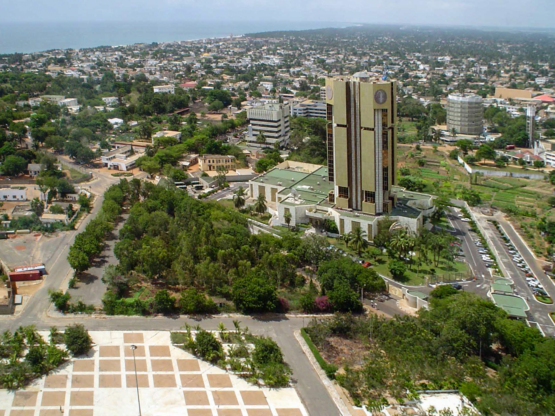 Togo's beauty, African getaway, Captivating landscapes, Inspiring destinations, 1920x1440 HD Desktop