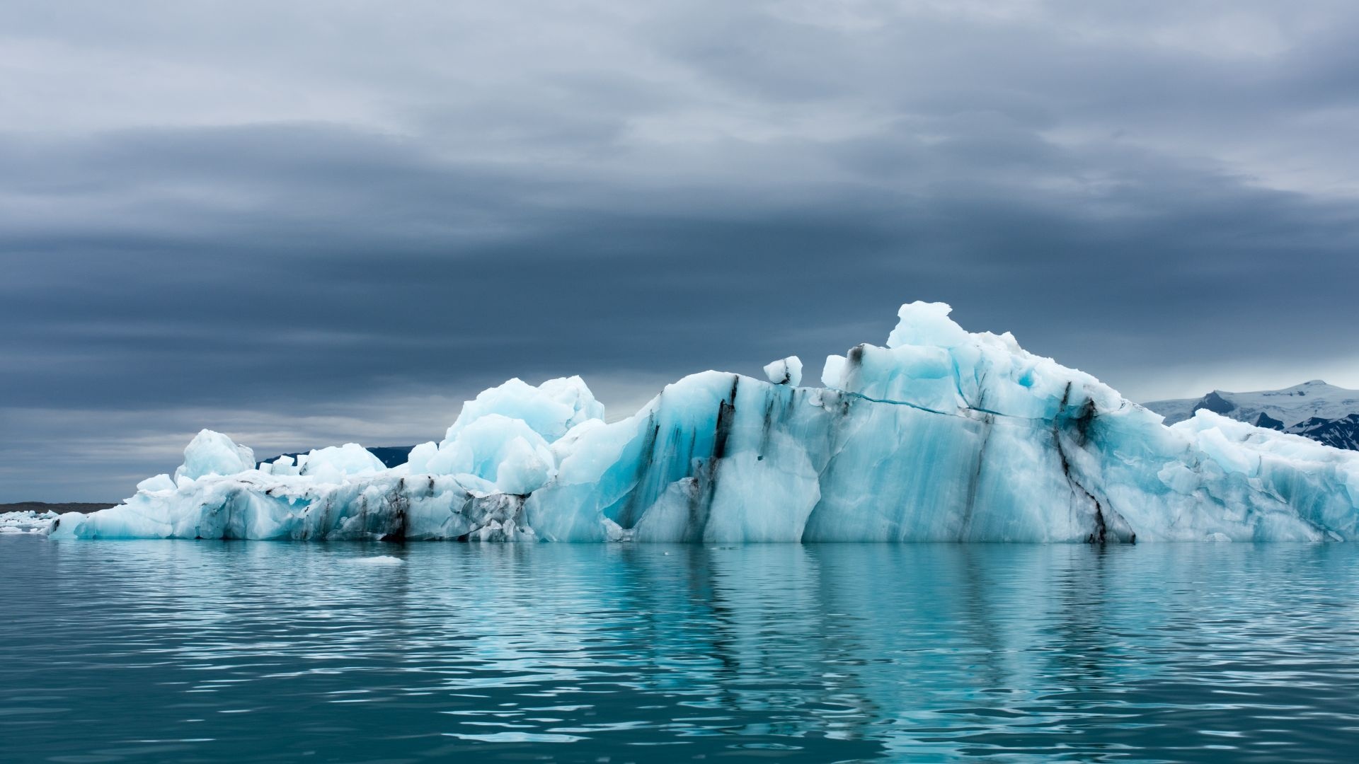 Antarctica iceberg, Beautiful ocean scenery, 1920x1080 Full HD Desktop