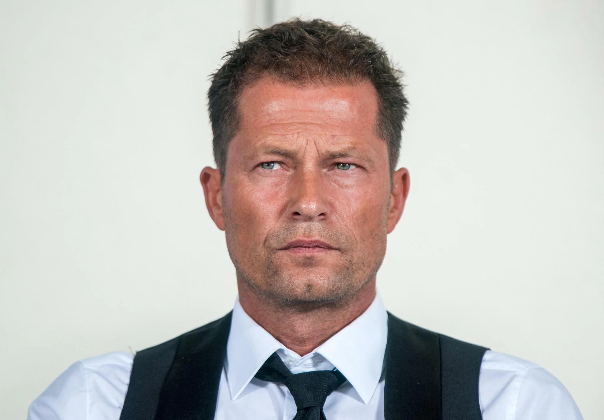 Til Schweiger, Controversial documentary, Different perspectives, Freedom of choice, 2050x1430 HD Desktop