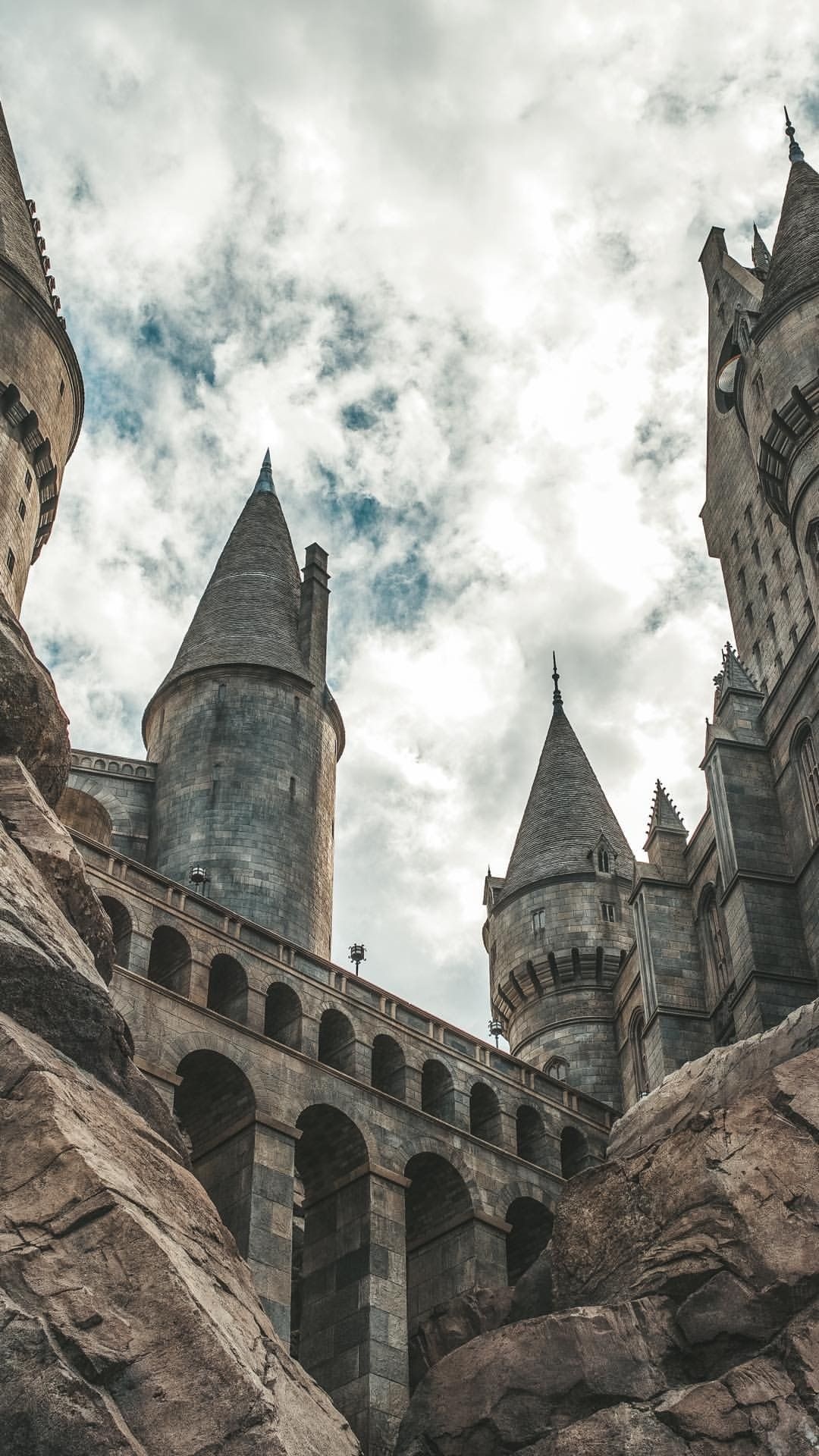 Hogwarts Castle, Magical allure, Iconic wizardry, Enchanted realm, 1080x1920 Full HD Phone