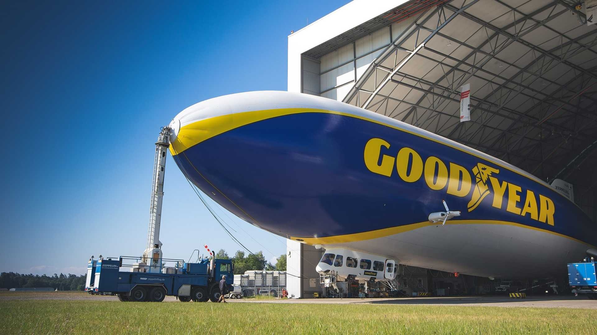 Dirigible: Goodyear, A type of aerostat that can navigate through the air under its own power. 1920x1080 Full HD Wallpaper.