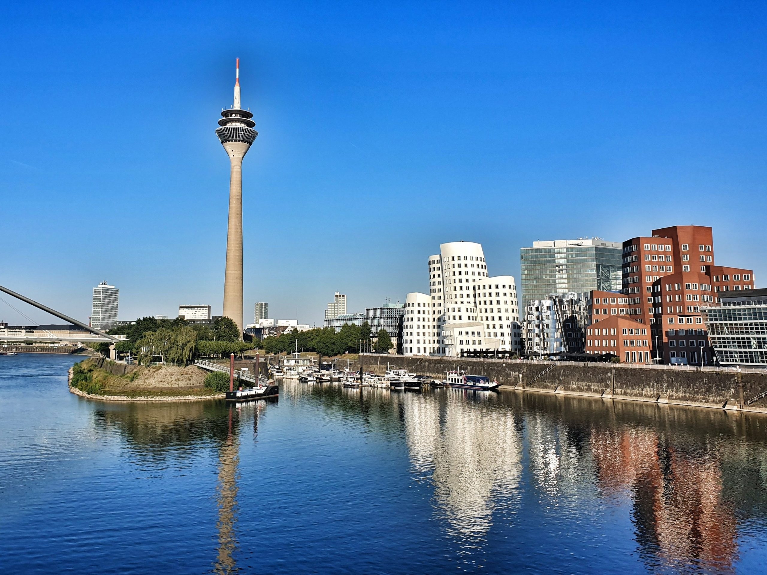 Dusseldorf Skyline, Travels, City rating, Germany, 2560x1930 HD Desktop