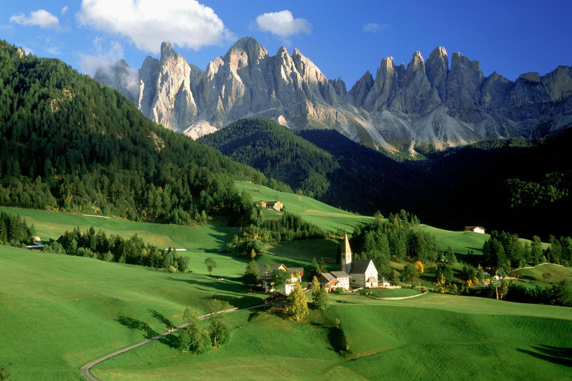 Italian Alpine beauty, Austrian Alps wallpaper, Spring in the Alps, European charm, 2000x1340 HD Desktop